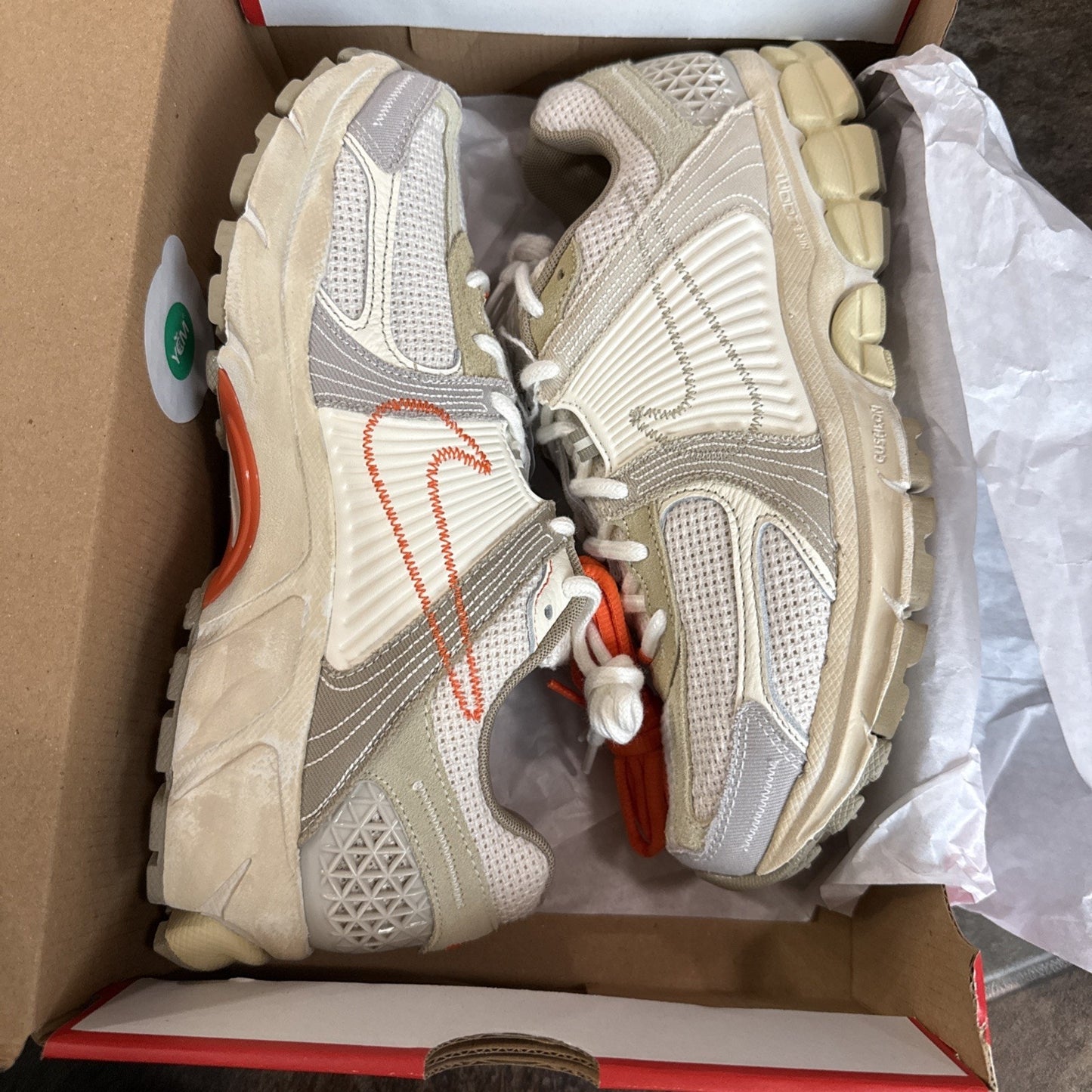 Size 9 - Nike Air Zoom Vomero 5 Muslin Pale Ivory