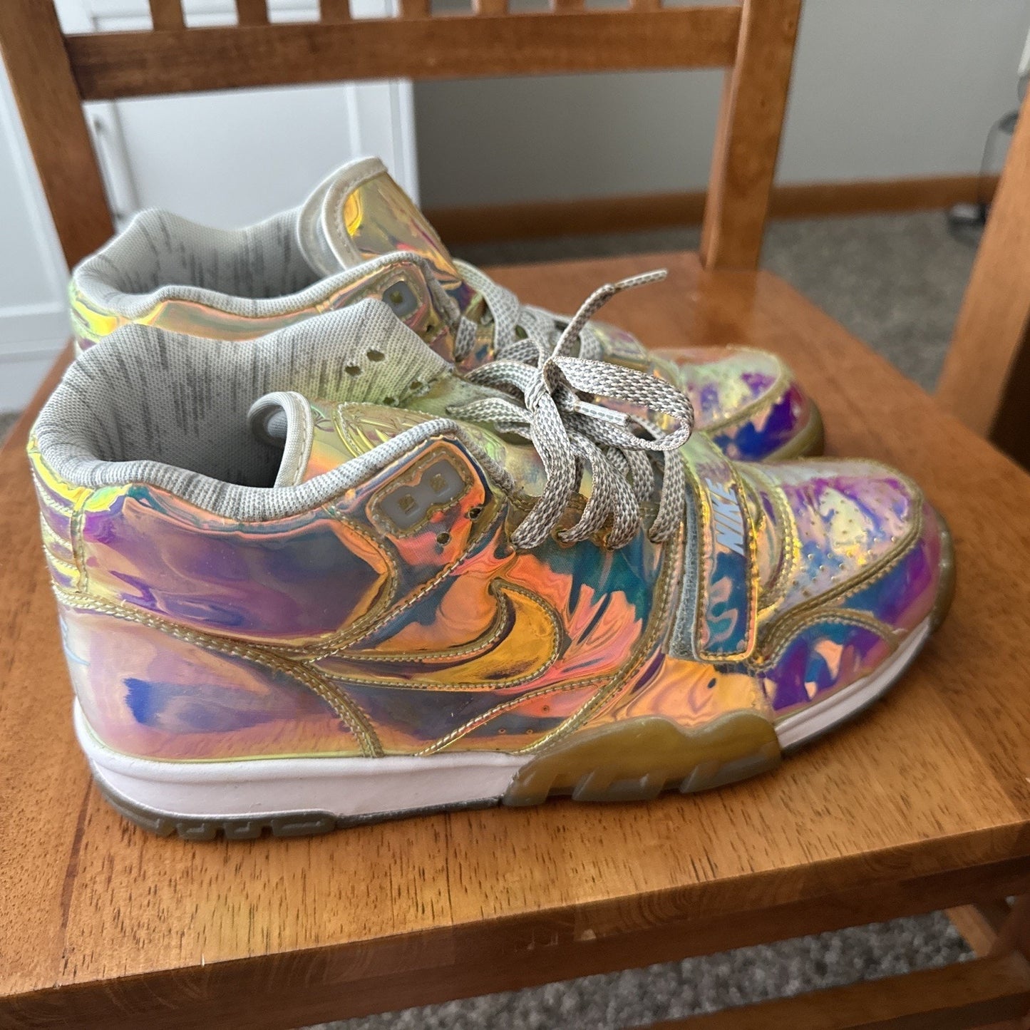 Size 9.5 - Nike Air Trainer 1 PRM QS Mid Nike Knows Super Bowl Hologram NBS026