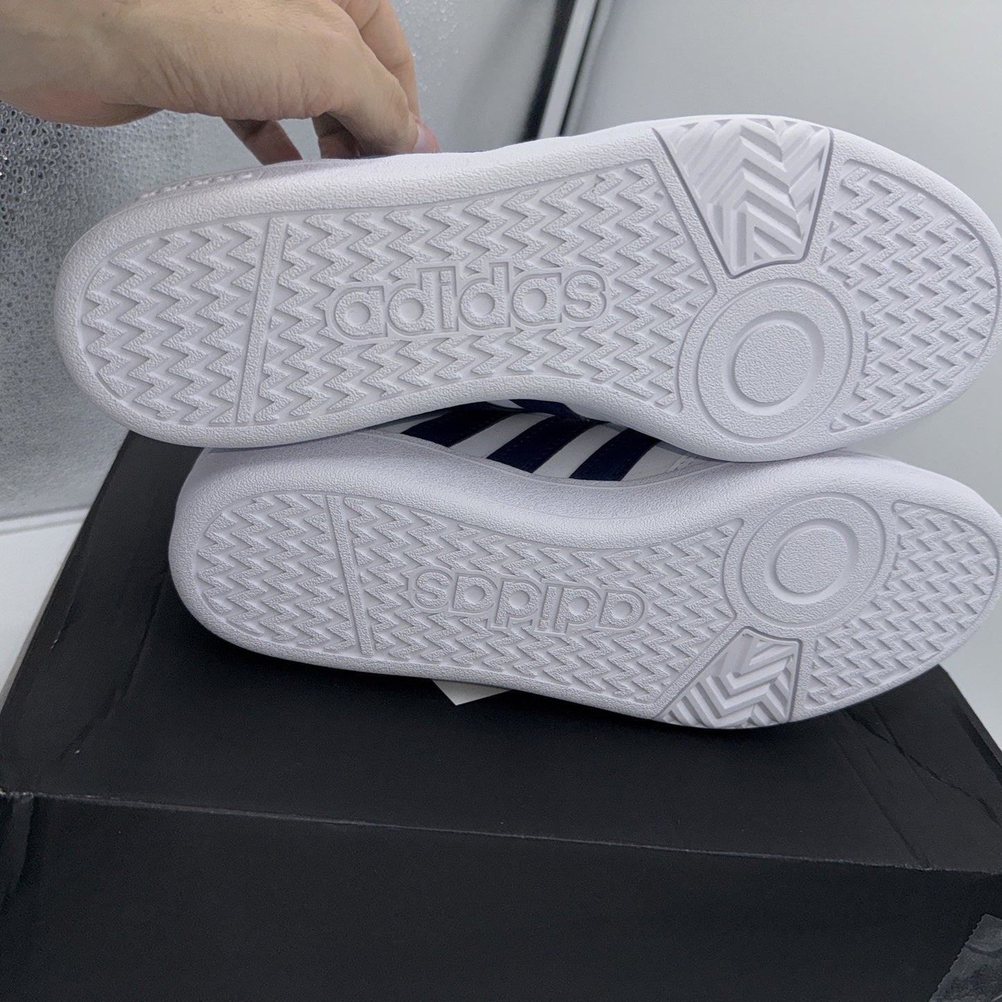 Size 10 - adidas Hoops 4.0 Mid White Dark Blue