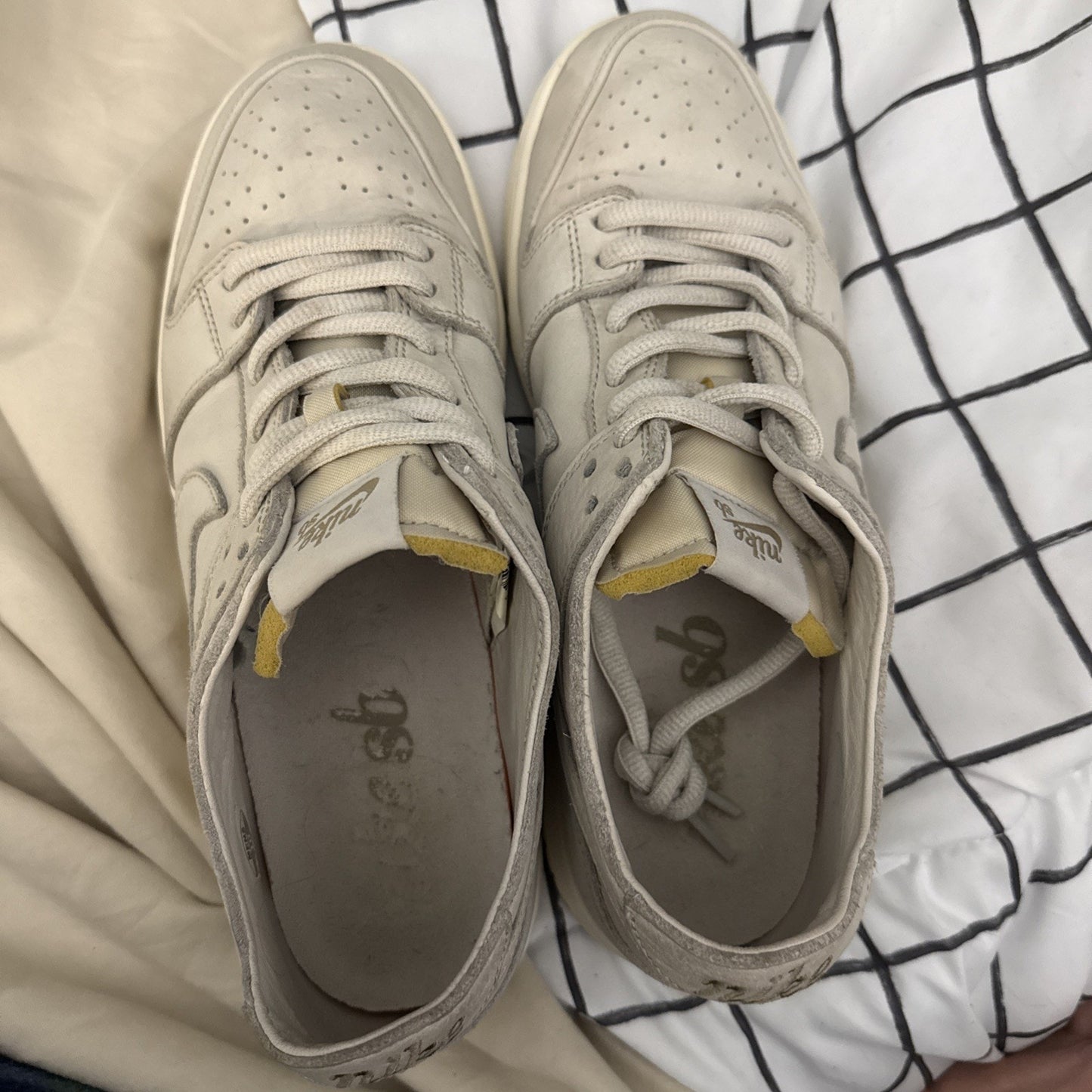 nike sb dunk low decon light bone Size 10