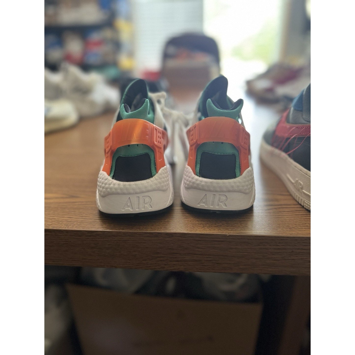 Size 9.5 - Nike Air Huarache Miami Hurricanes NBS202