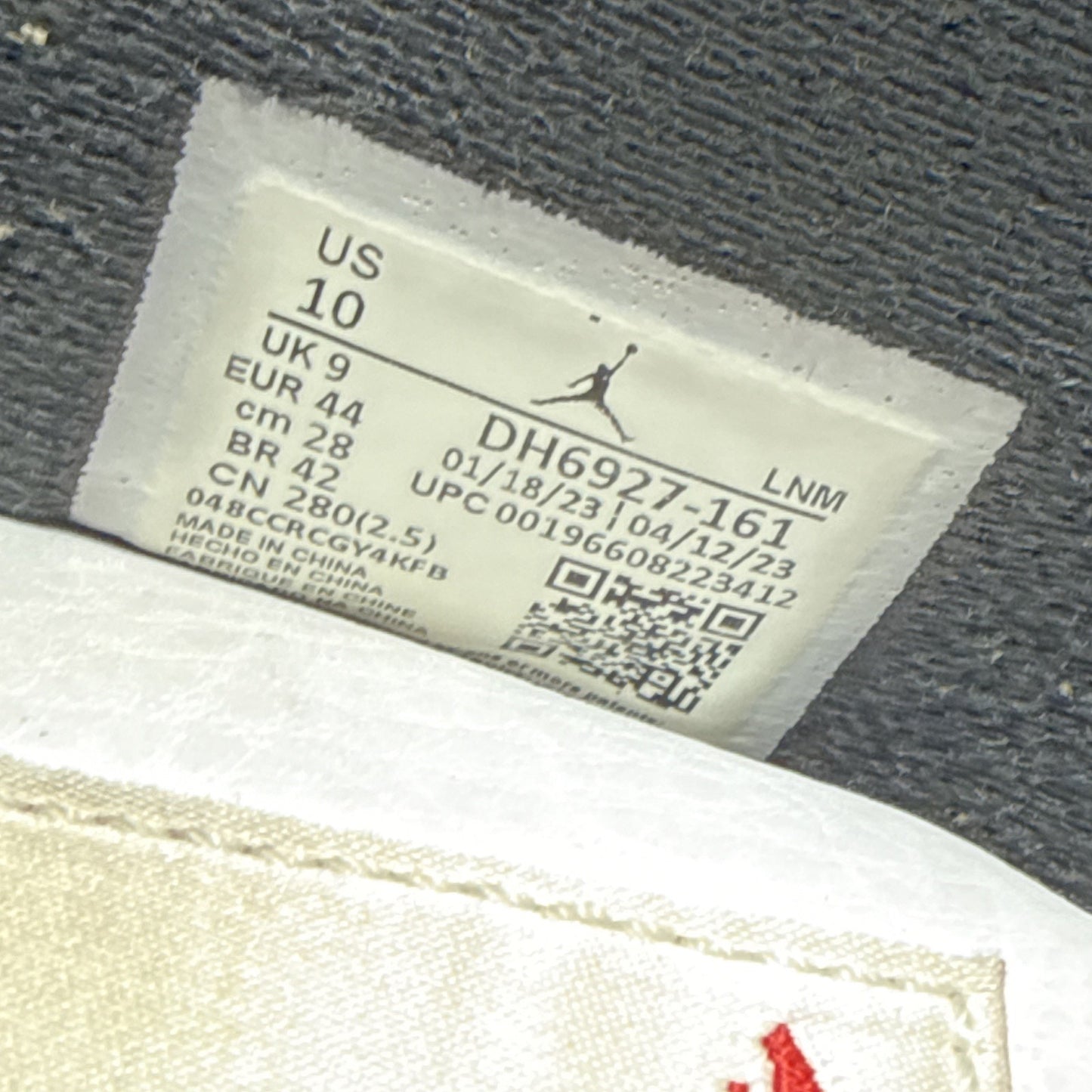 Size 10 - Jordan 4 Retro Mid Red Cement