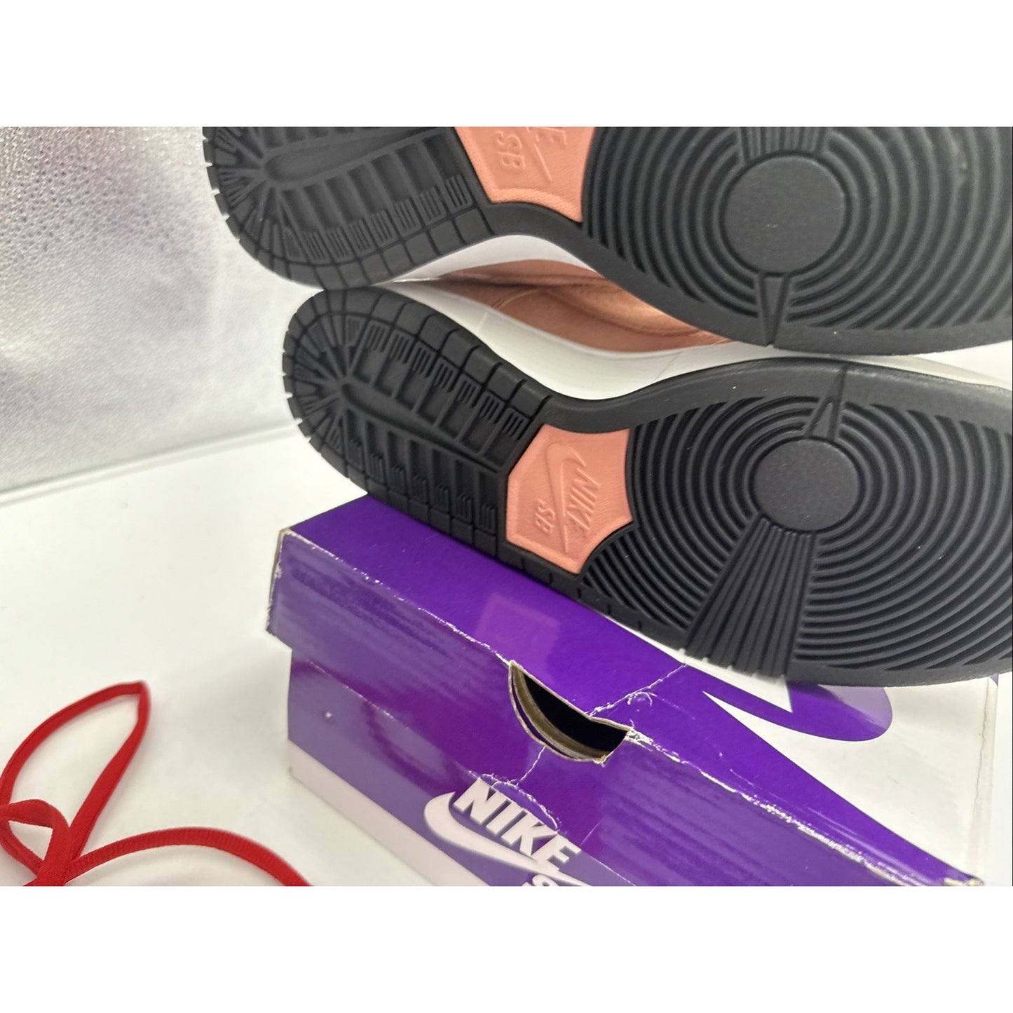Size 9.5 - Nike Dunk SB Low Pink Pig