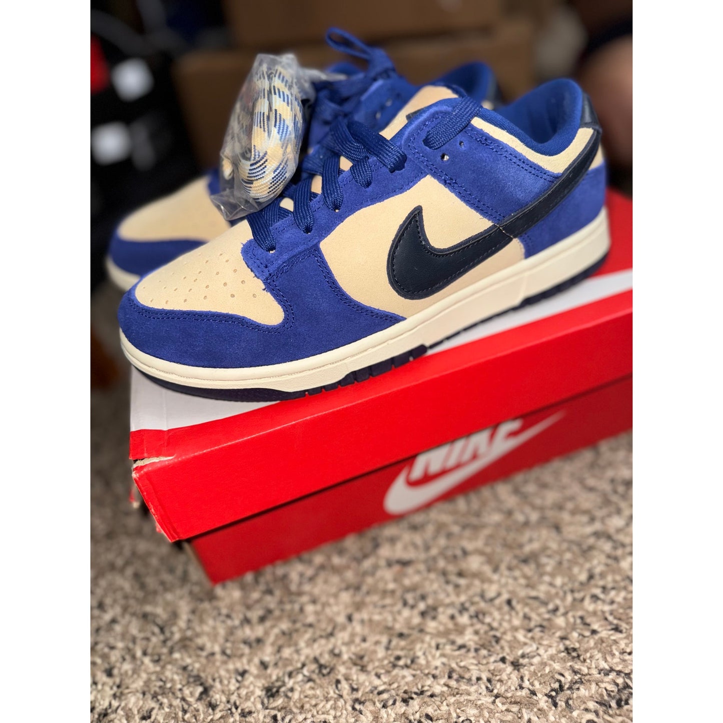 Size 8.5 - Nike Dunk LX Low Blue Suede W BS489