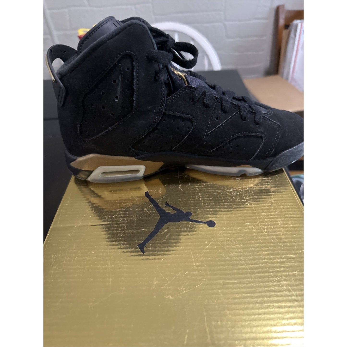 Air Jordan 6 Retro DMP Black Metallic Gold Leather Shoes 5.5 Youth CT4964-007