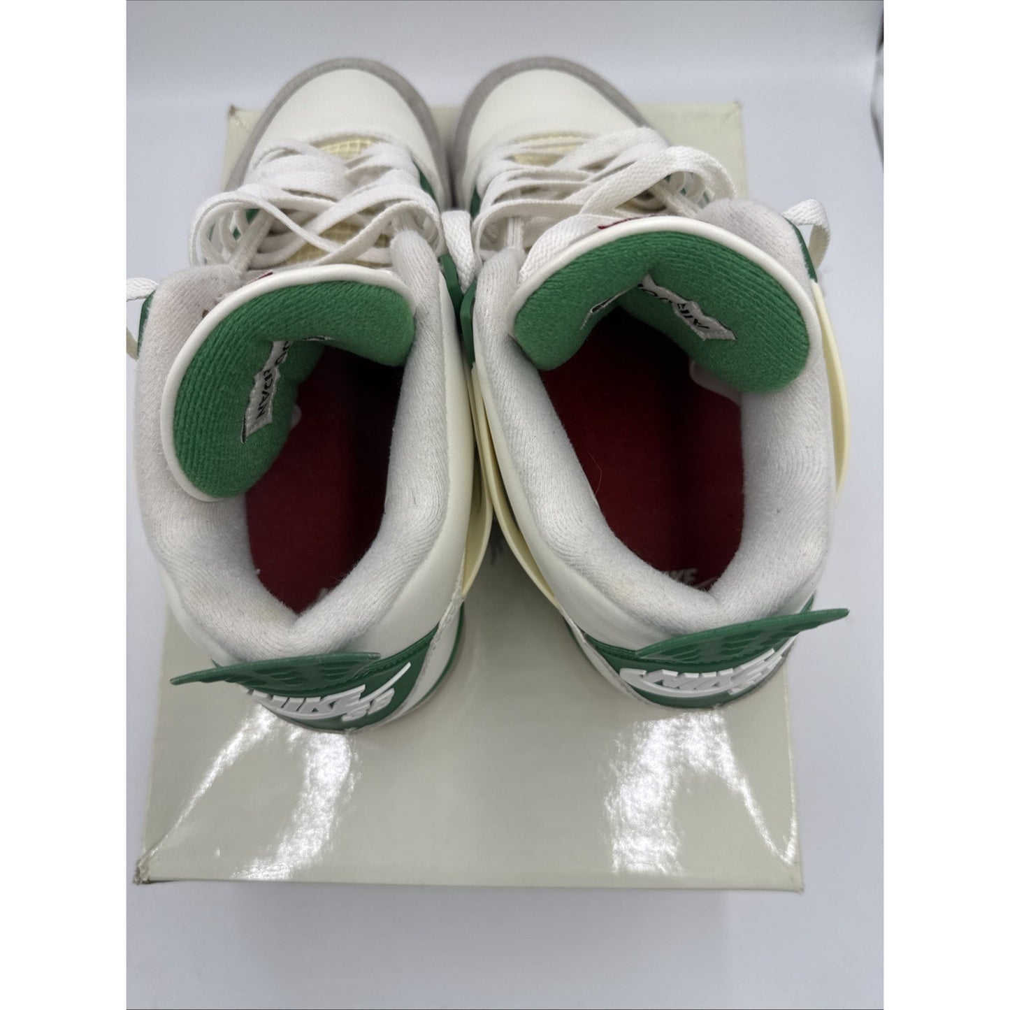 Size 8.5 Air Jordan 4 Retro PINE GREEN Sb 2023
