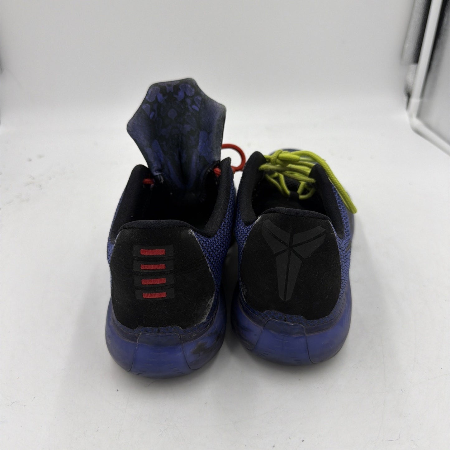 Size 6y (GS) - Nike Kobe 10 Low Blackout