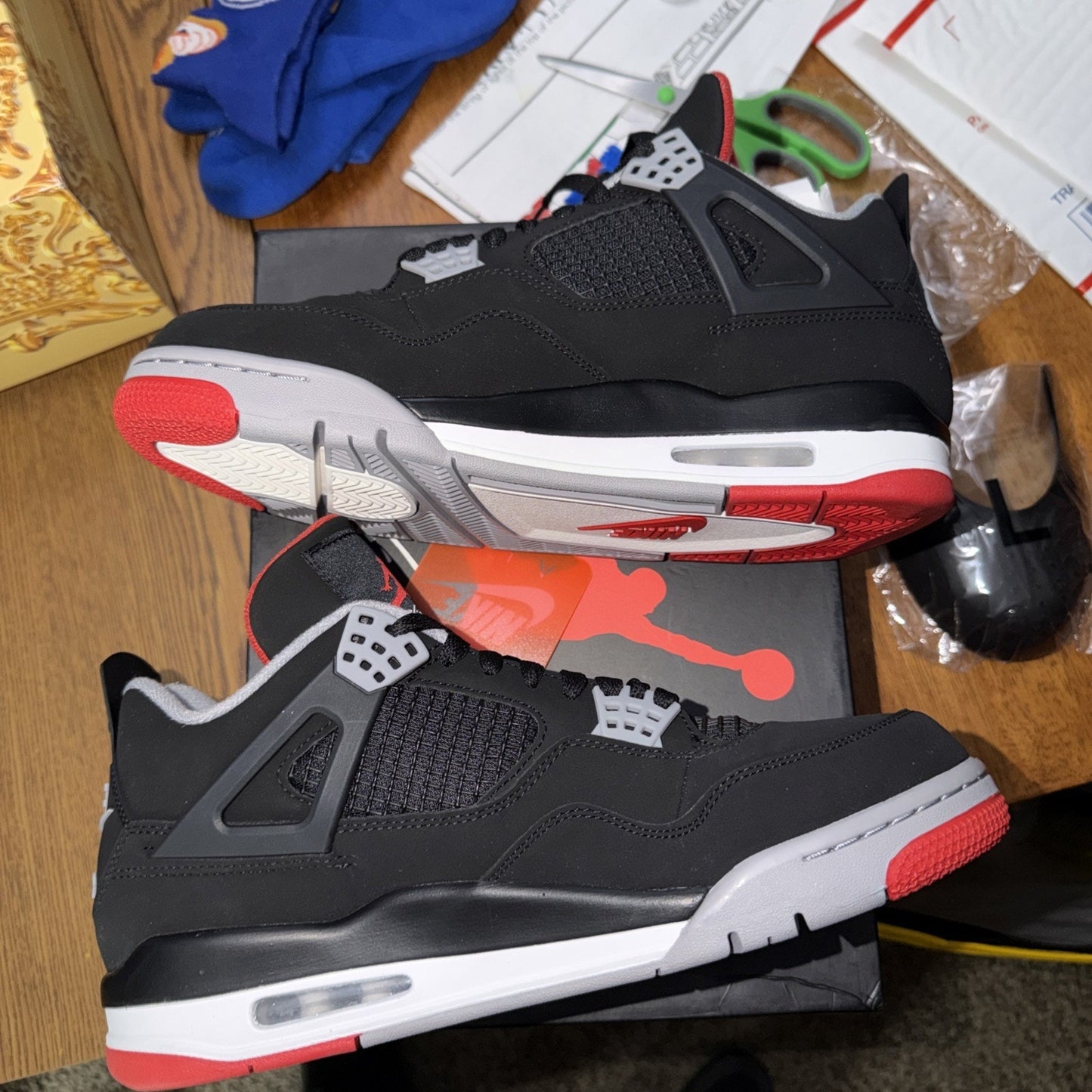 Size 10.5 - Jordan 4 Retro OG Mid Bred 2019