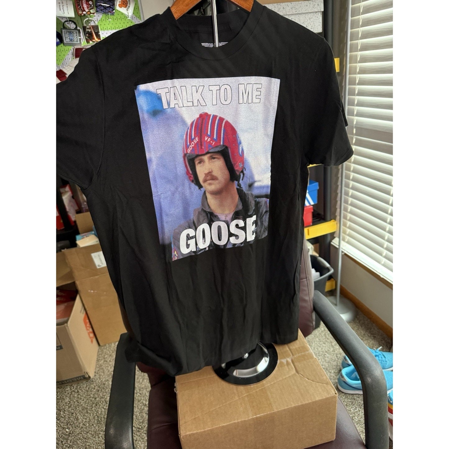 Size L Top Gun T-shirt Goose