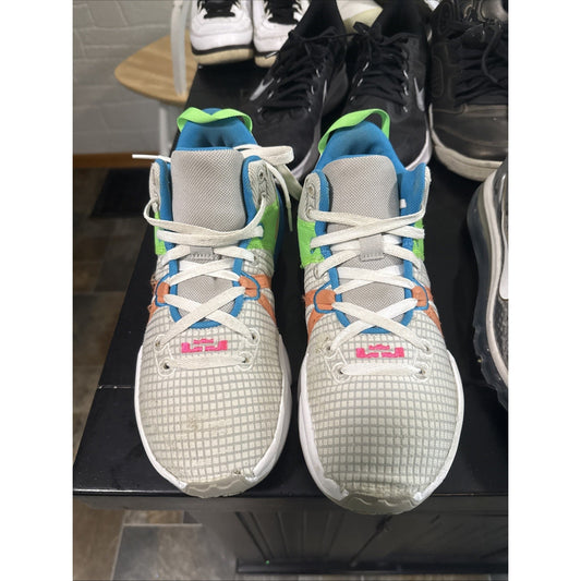 Size 9.5 - Nike LeBron Witness 7 Grey Fog Multi-Color NBS201