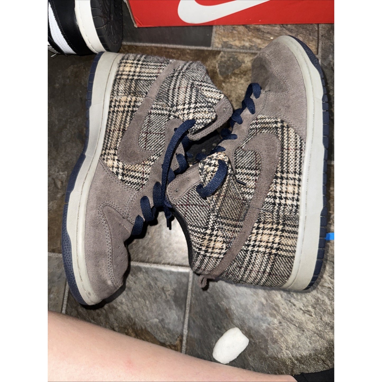 Size 9 - Nike Dunk Premium High Tweed Pack