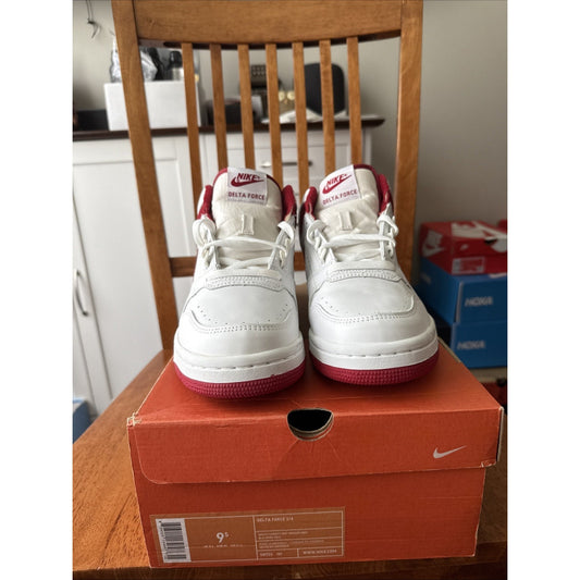 Size 9.5 Nike Delta Force 3/4 307723 White/varity Red Rare 2004 BS260