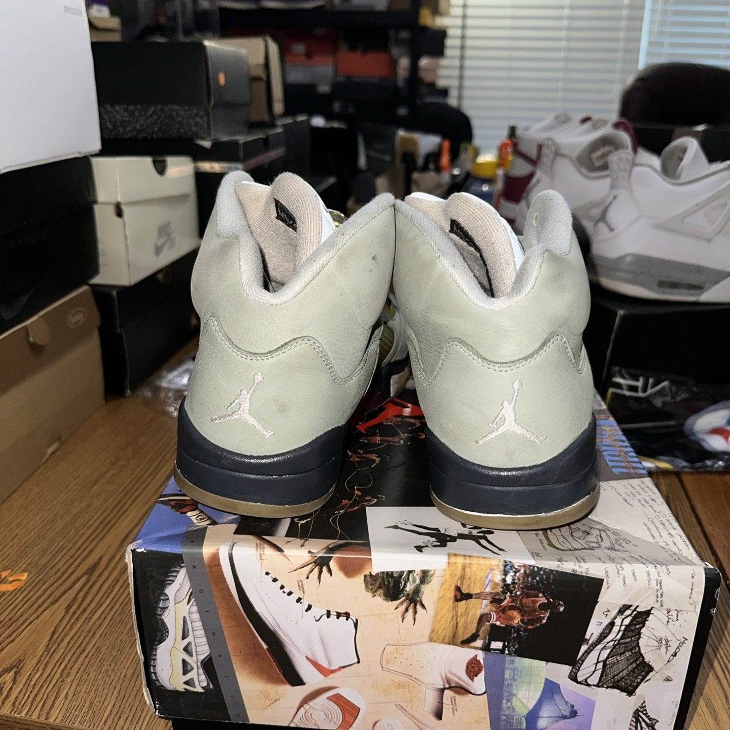 Size 9.5 - Jordan 5 JADE HORIZON 2022