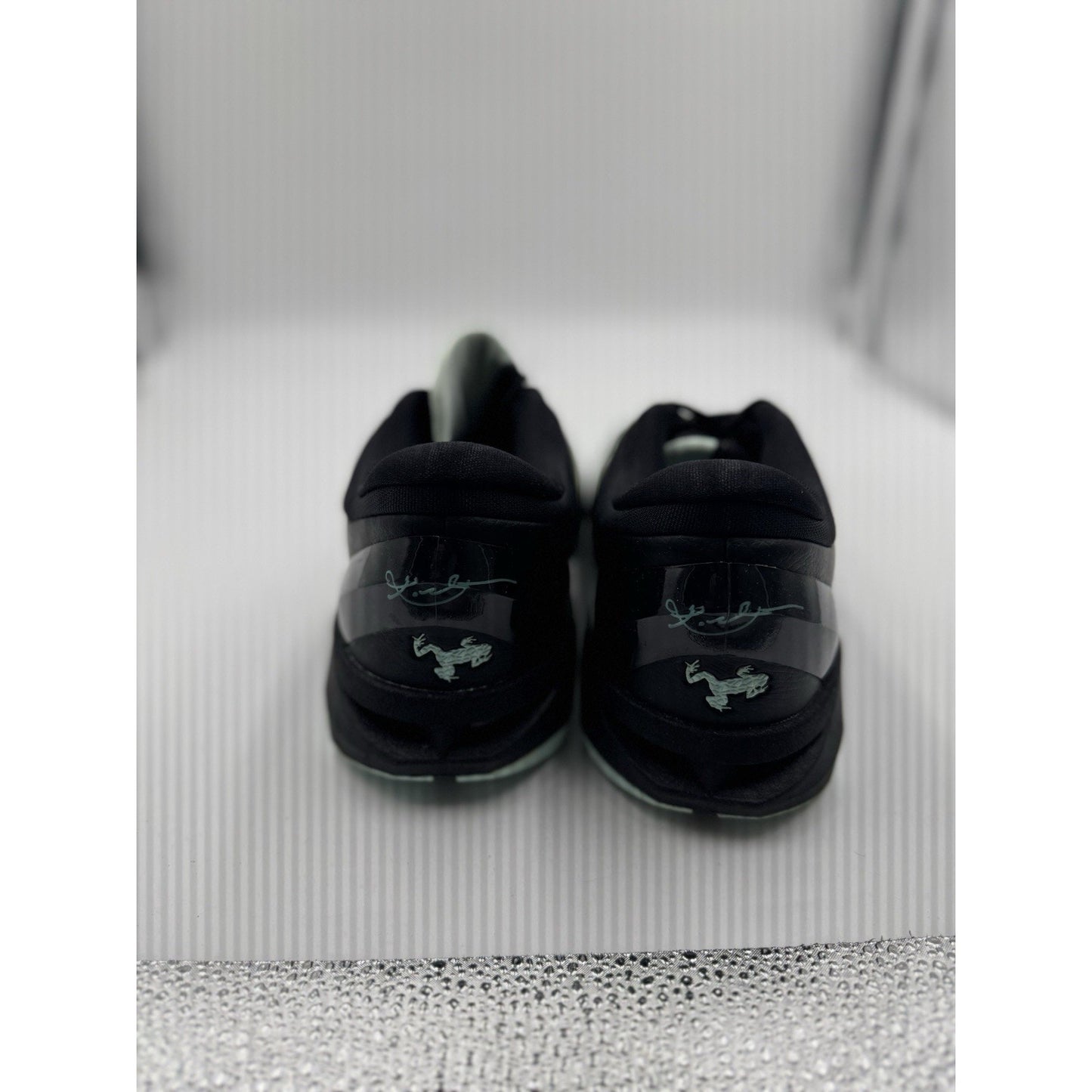Size 8 Kobe 7 Poison Dart 488371-300