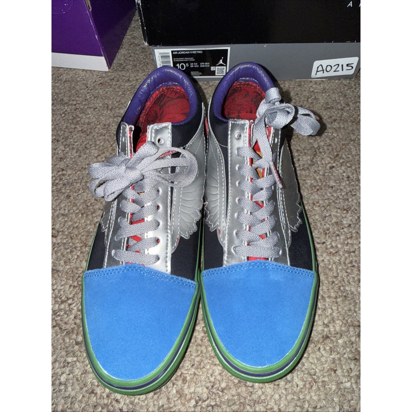 Size 6.5 - VANS Marvel x Old Skool Avengers