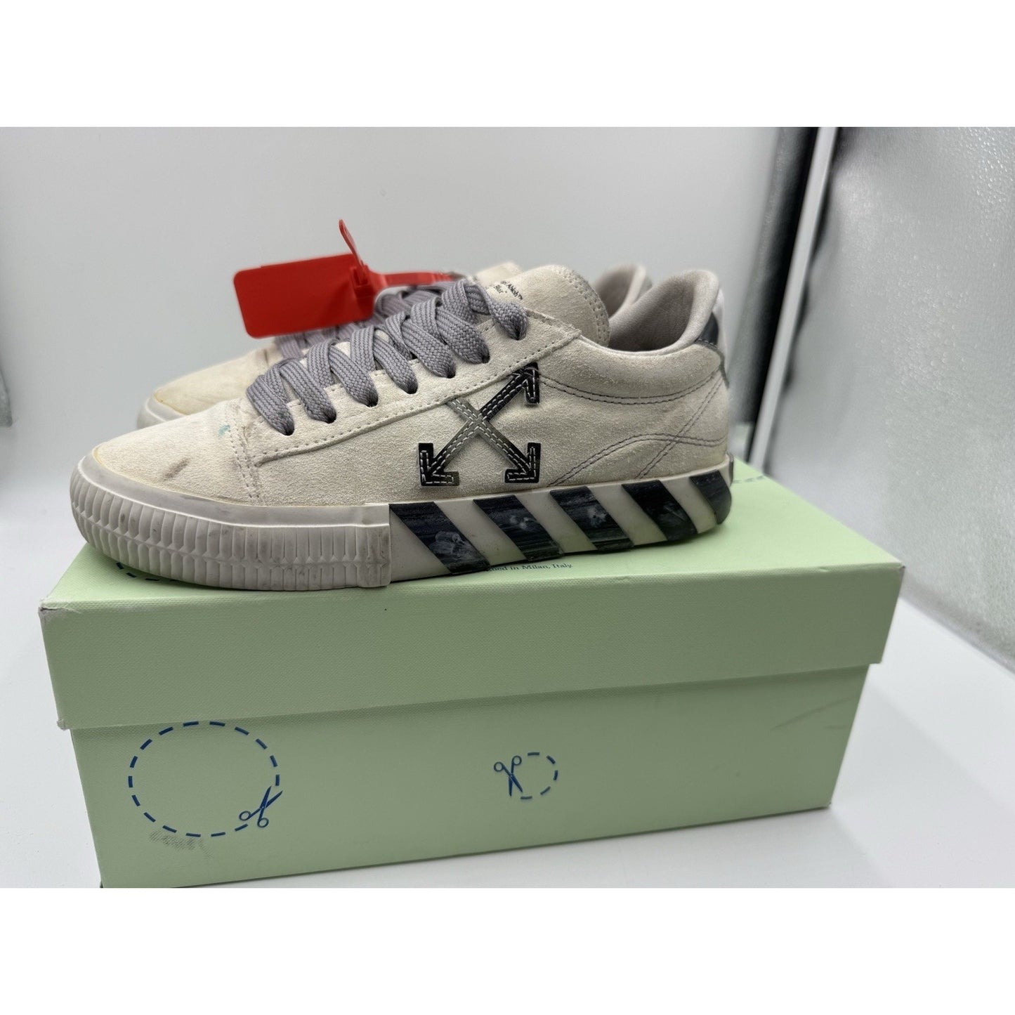 Size 7 Women Off-White Vulcanized Om1A178R21lea001