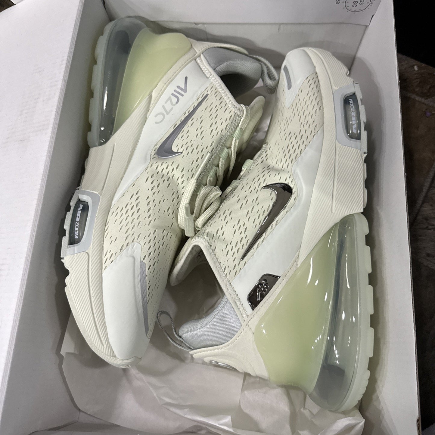Size 10 Nike Air Max 270 Sea Glass Jade Horizon Women’s IO9884-001