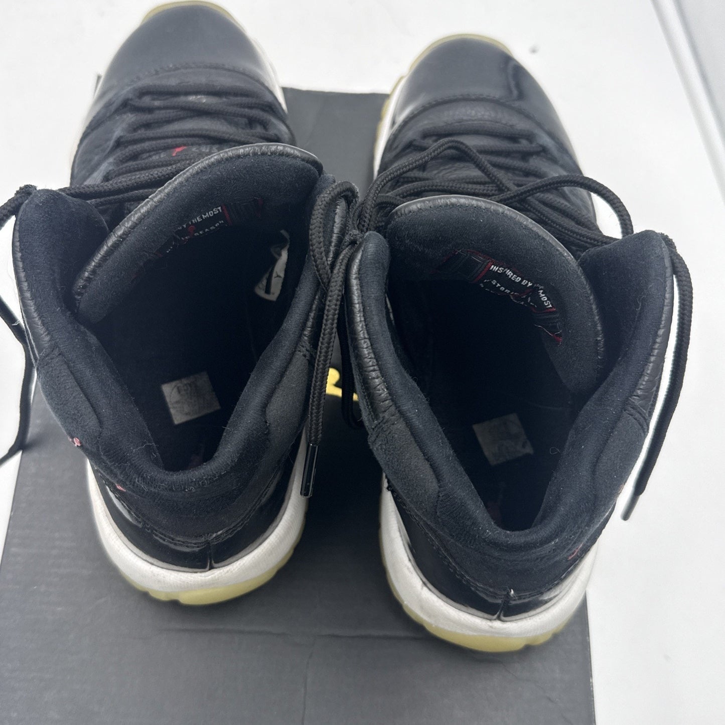 Size 6.5 Y- Jordan 11 Retro 72-10 2015