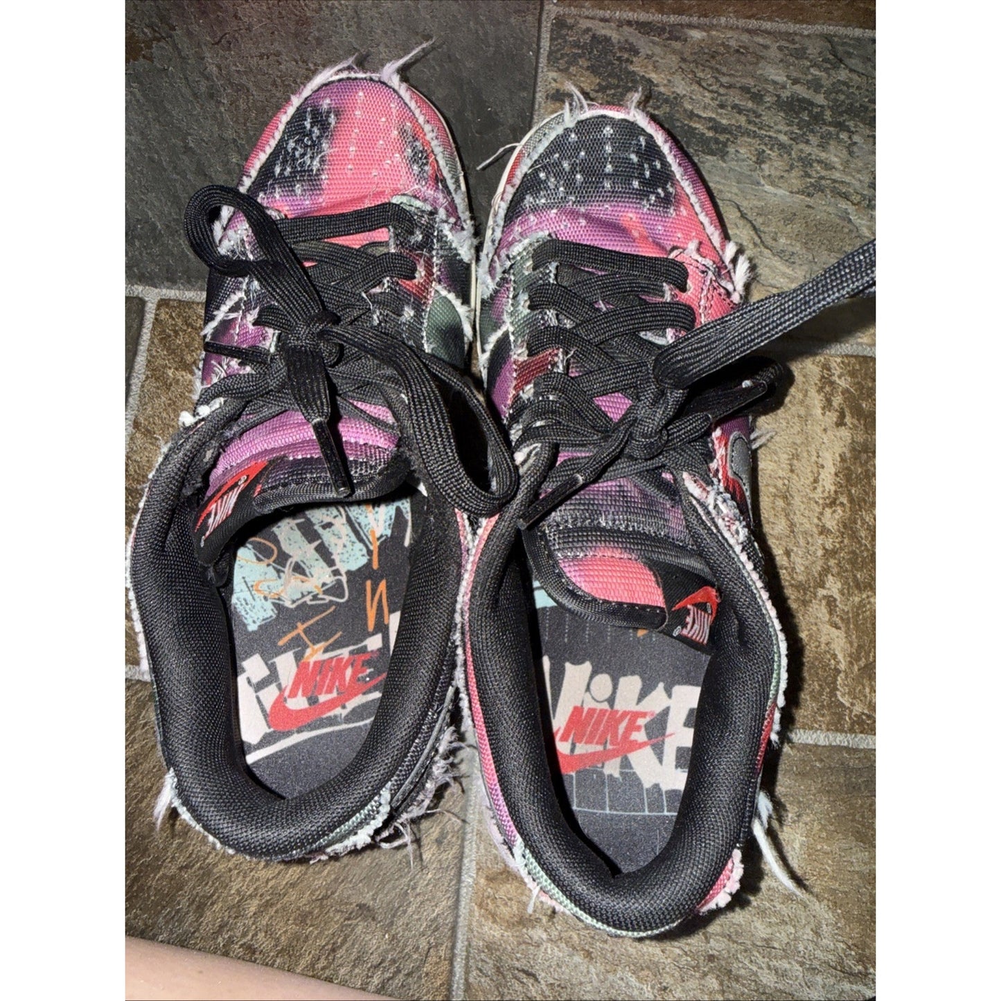 Size 8 - Nike Dunk Premium Low Graffiti