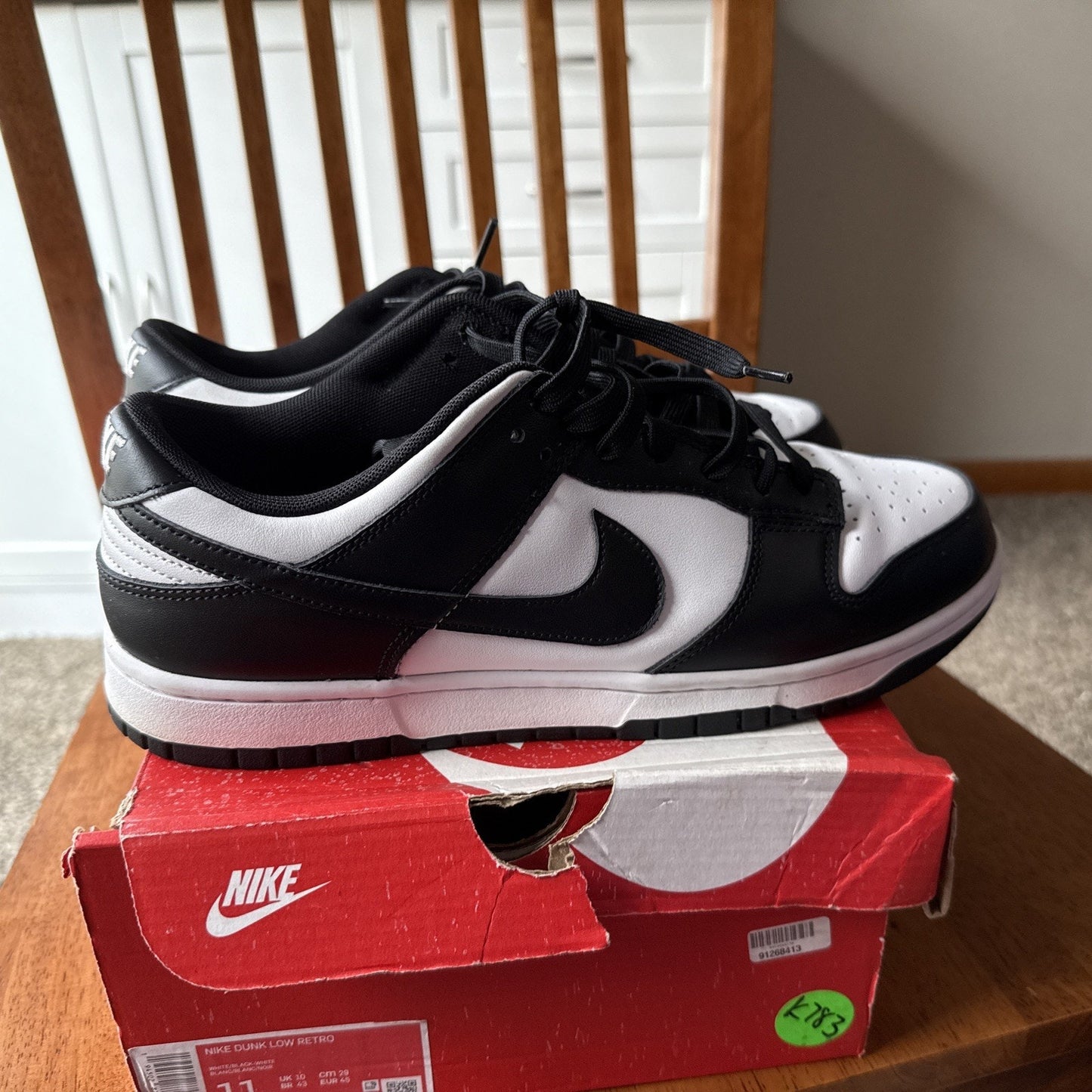 Size 11 Nike Men's Dunk Low Retro Panda Shoes Sneakers Low Top Black White BS027