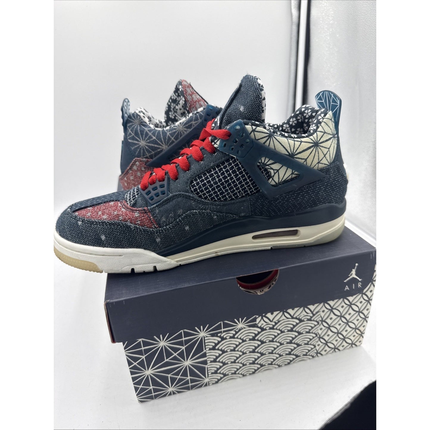 Size 9.5 - Air Jordan 4 Retro SE Sashiko