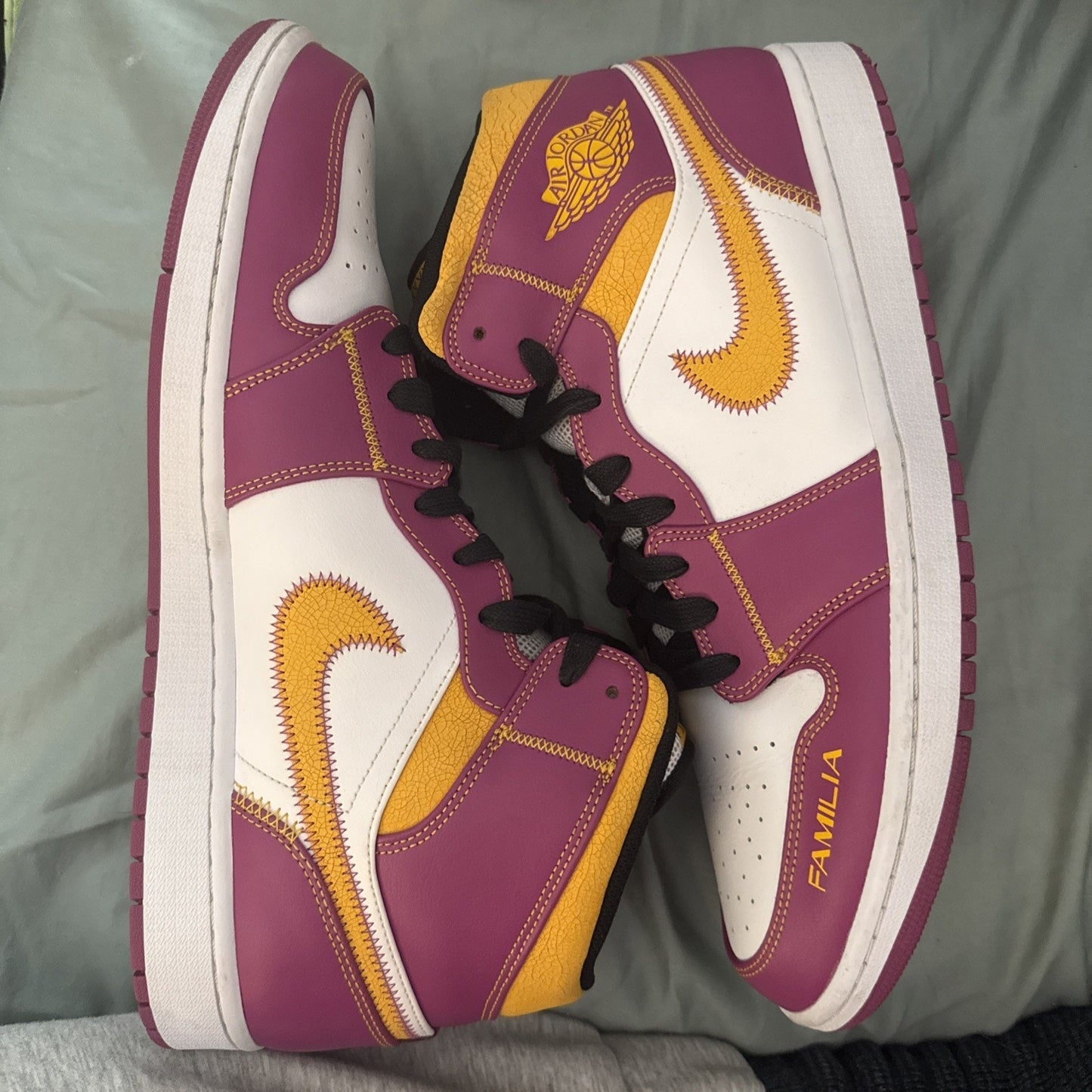 Size 15 - Air Jordan 1 Mid Día de Muertos