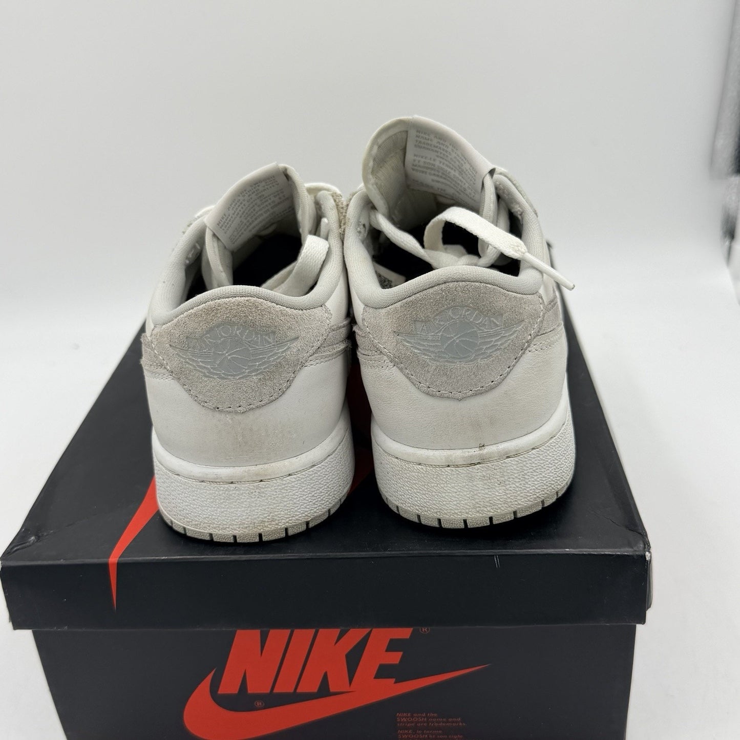 Size 4.5 (GS) - Jordan 1 Retro OG 2021 Mid Neutral Greyi
