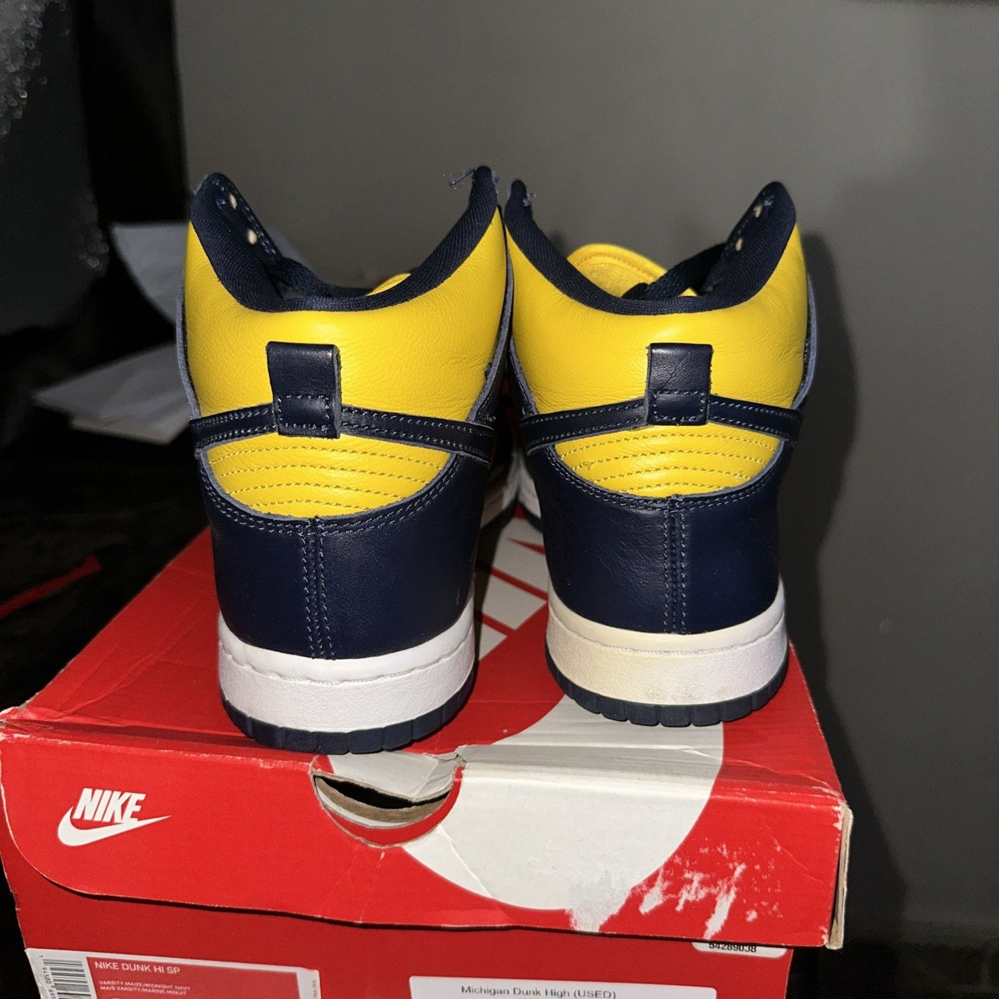 Size 8.5 - Nike Dunk SP 2020 High Michigan