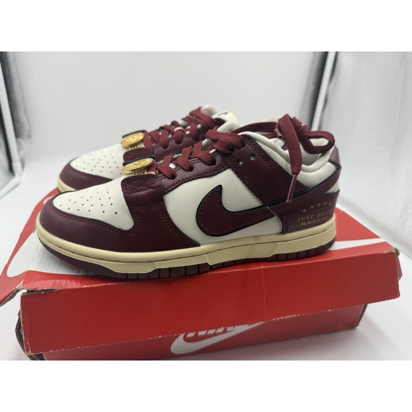 Size 5 - Nike Dunk SE Low Sisterhood - Team Red W