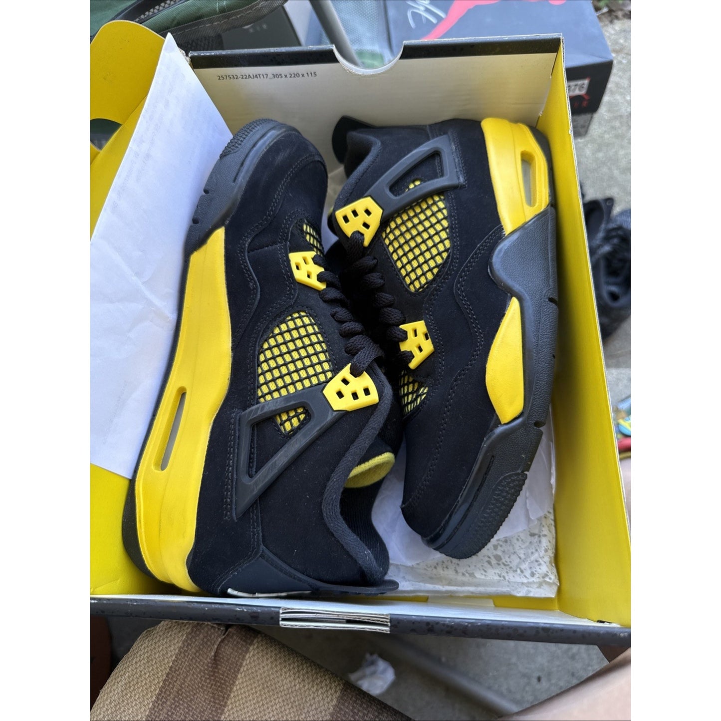 Jordan Air Jordan 4 Retro Black Yellow Suede Sneaker Unisex Kids 6.5Y