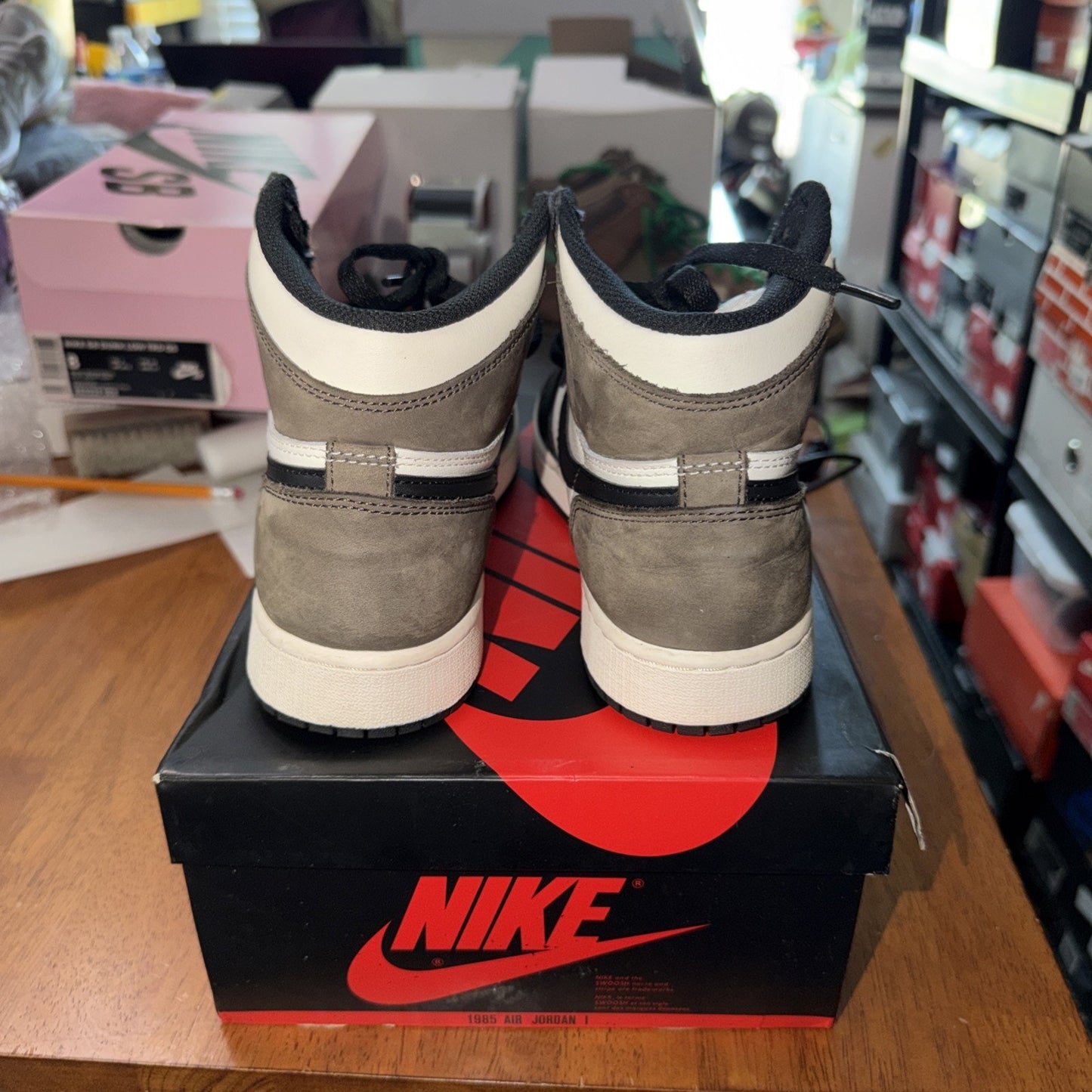 Size 7 (GS) - Jordan 1 Retro OG High Dark Mocha