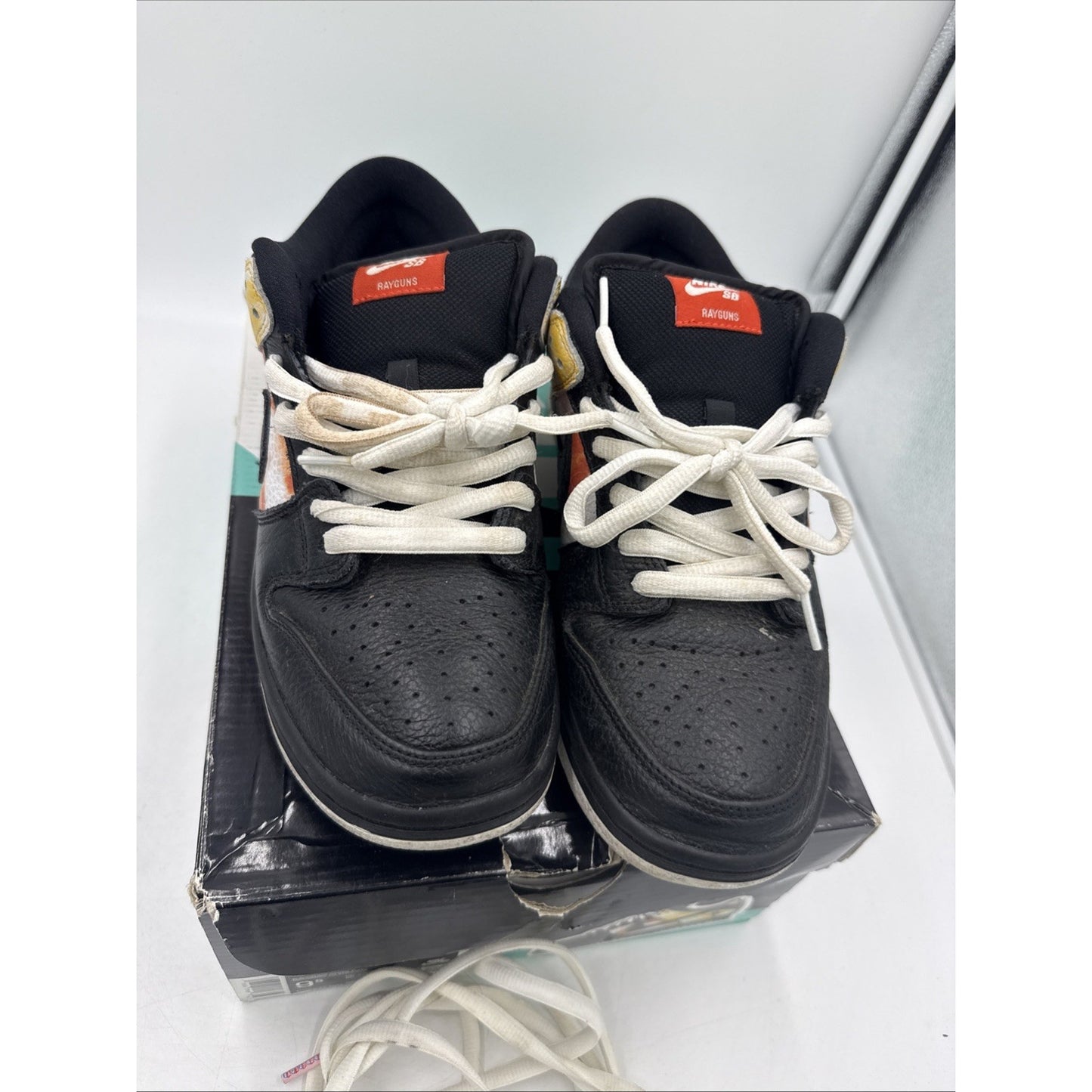 Size 9.5 - Nike Dunk SB Low Tie-Dye Raygun - Black