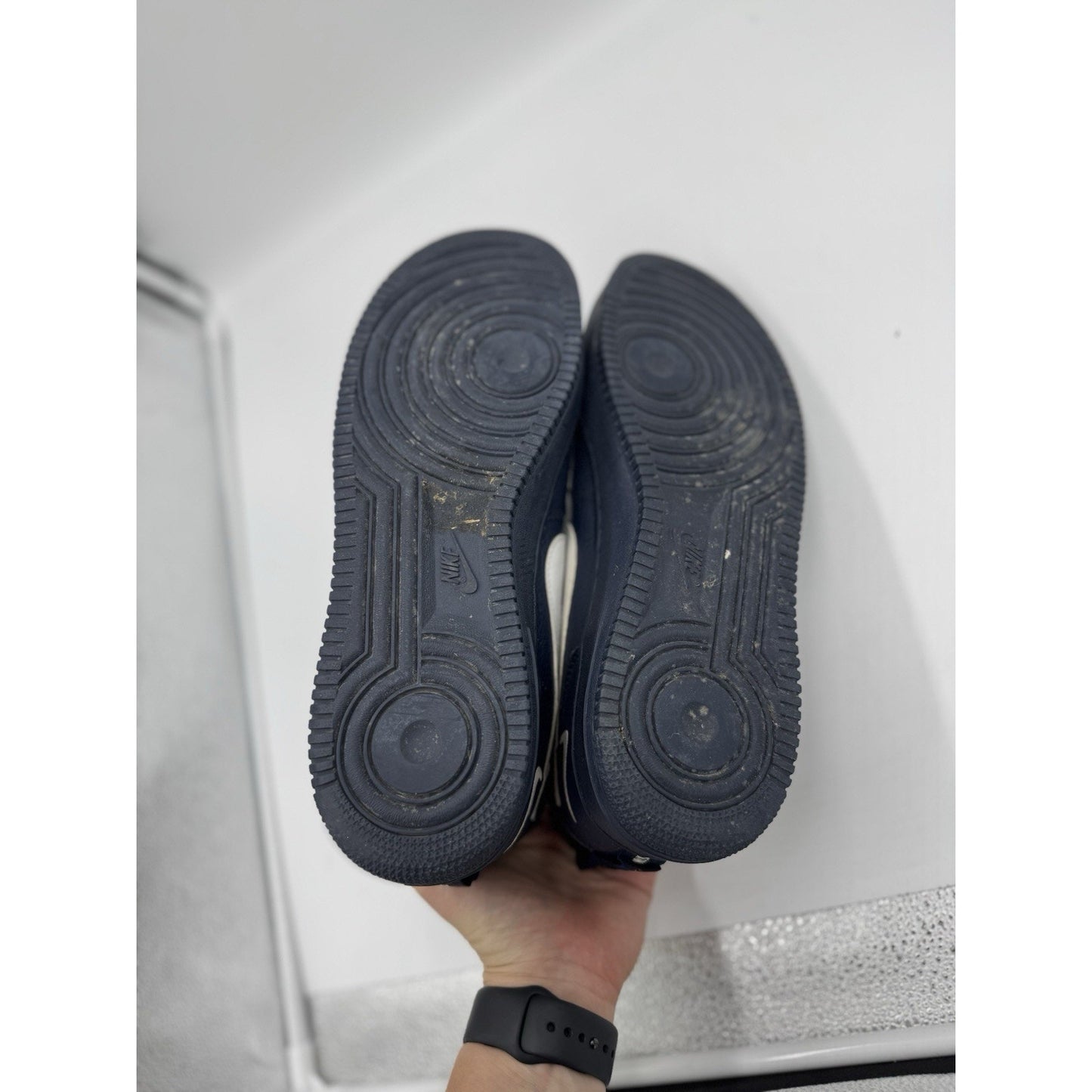 Size 13 - Nike Air Force 1 '07 LV8 Mid Navy bs854