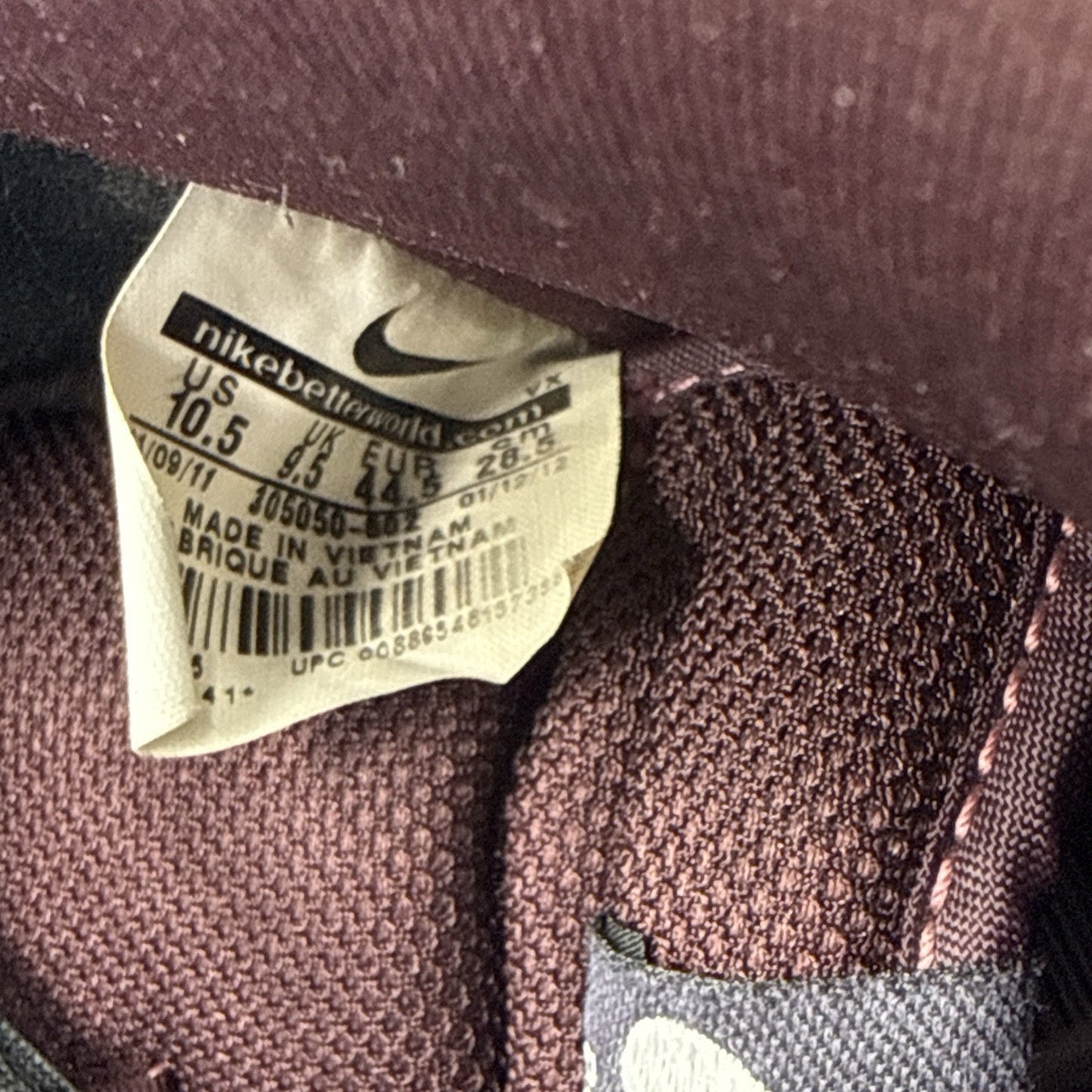 Size 10.5 - Nike Dunk Pro Sb Deep Burgundy And Gridiron Colorway