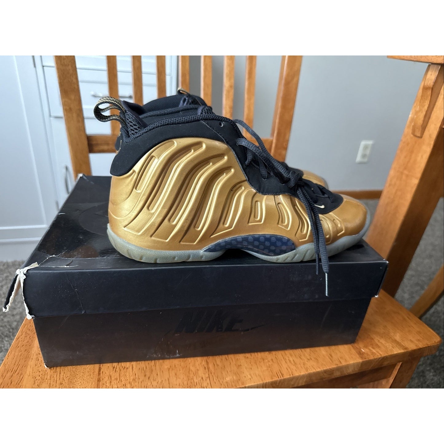 Size 7y Nike Little Posits One (GS) Metallic Gold Rare 644791700 BS094
