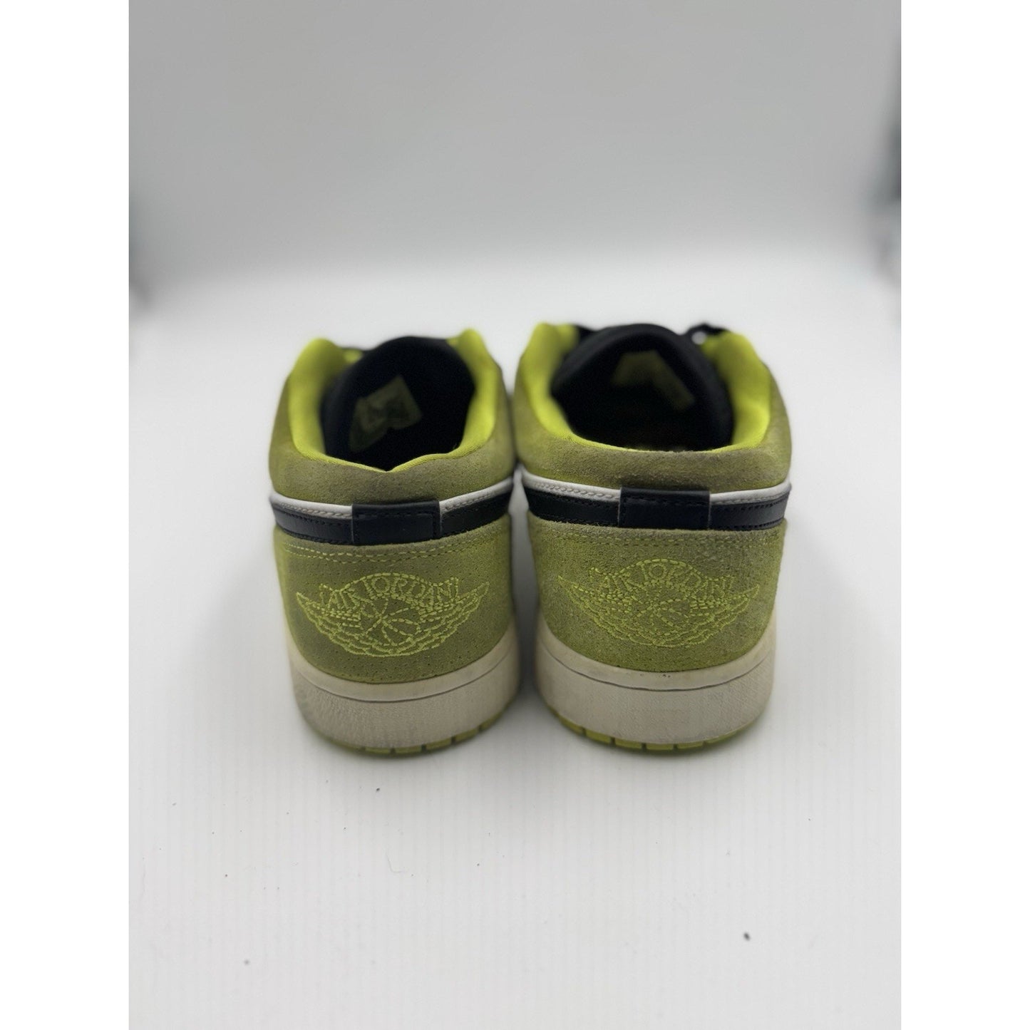 Size 10 - Air Jordan 1 Low Cyber NBS341