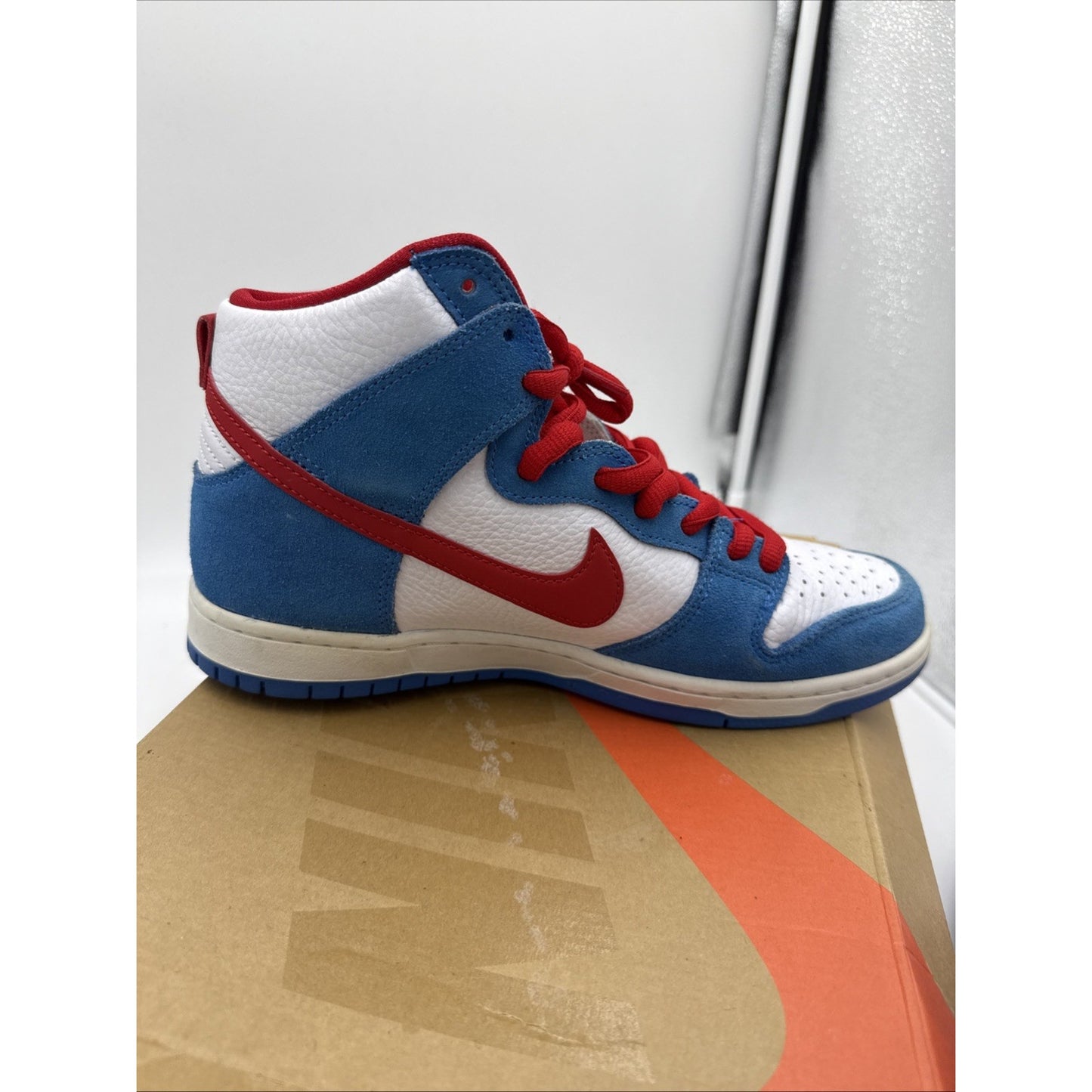 Size 8.5 - Nike Dunk SB High Doraemon