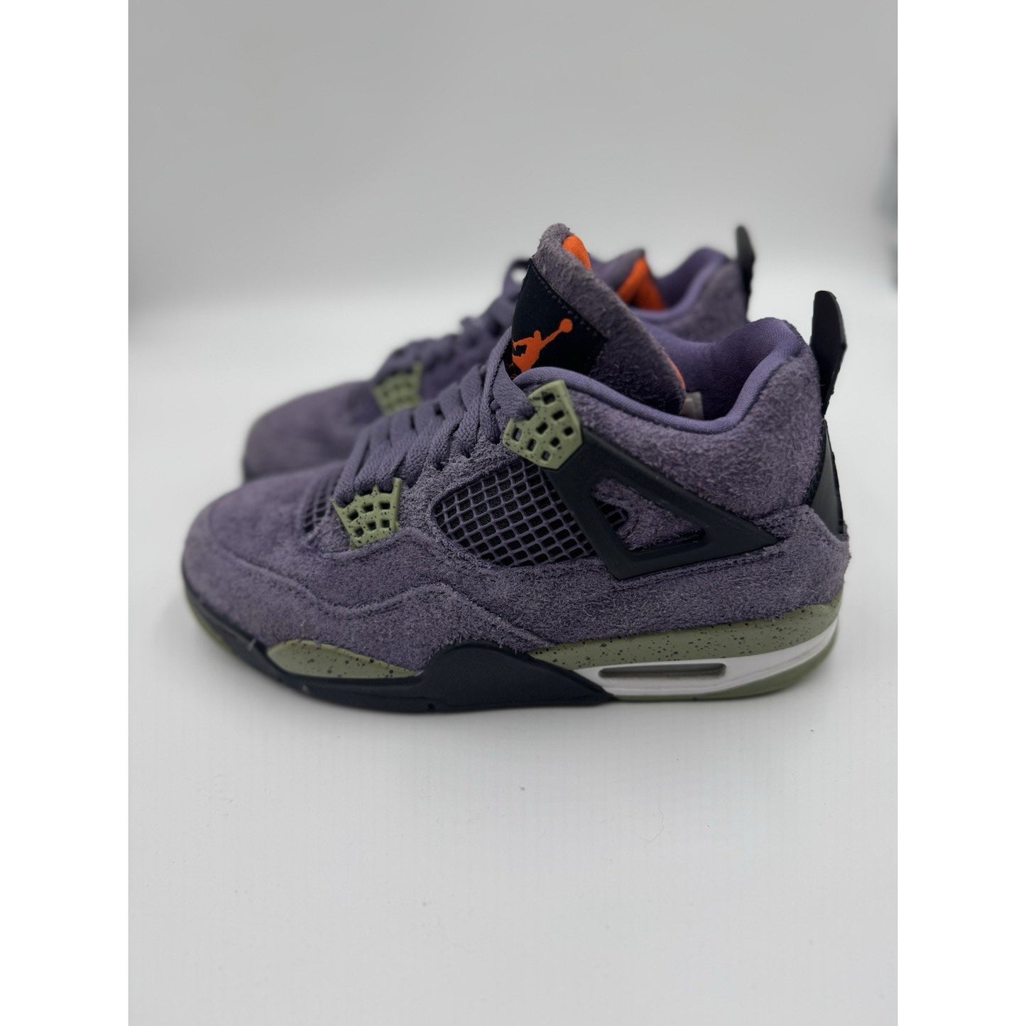 Size 7 - Jordan 4 Retro Mid Canyon Purple W NBS318
