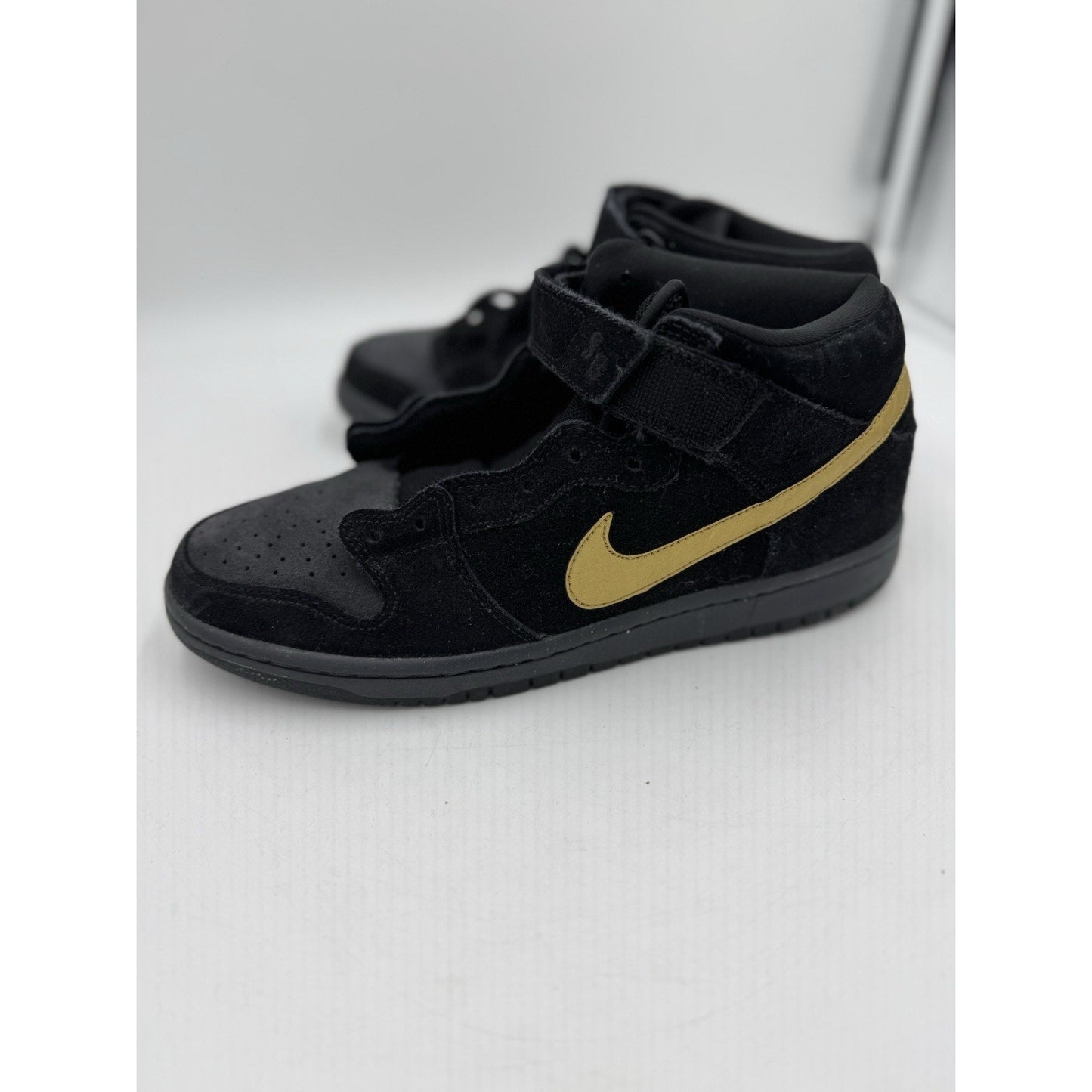 Size 9.5 - Nike Dunk Pro Sb Mid Obsidian Metallic Gold