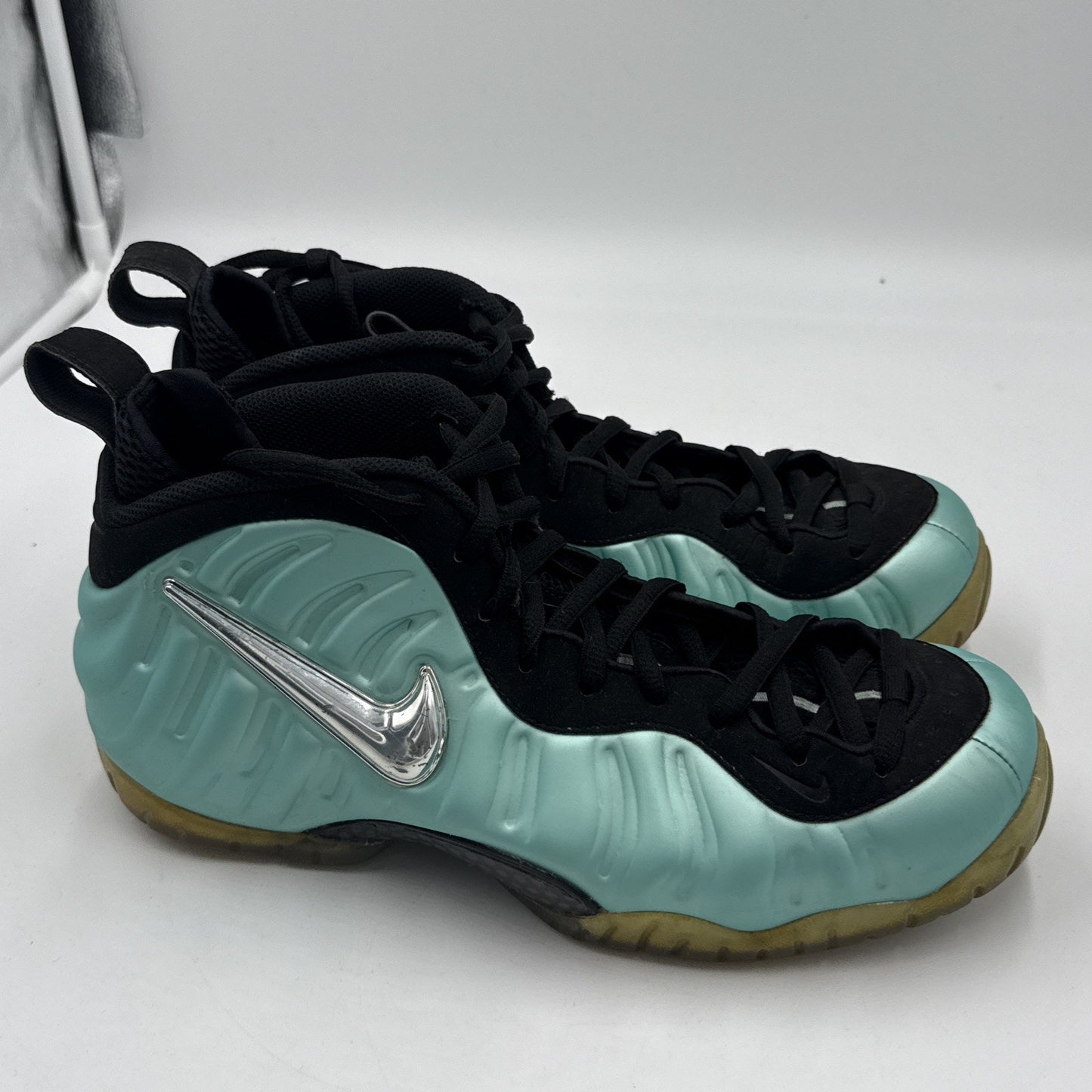 Size 10 - Nike Air Foamposite Pro Island Green