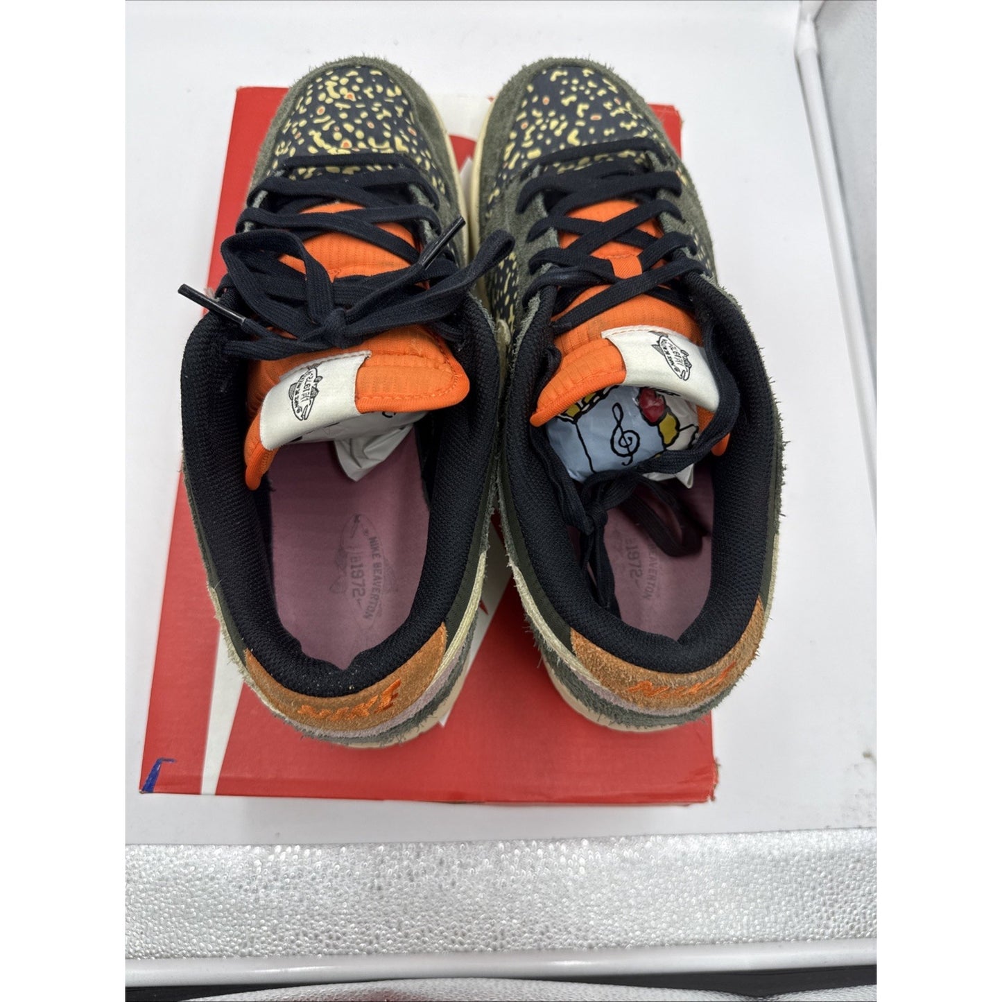 3017) Nike Dunk Low Gone Fishing Rainbow Trout FN7523-300 Men's Size 9.5