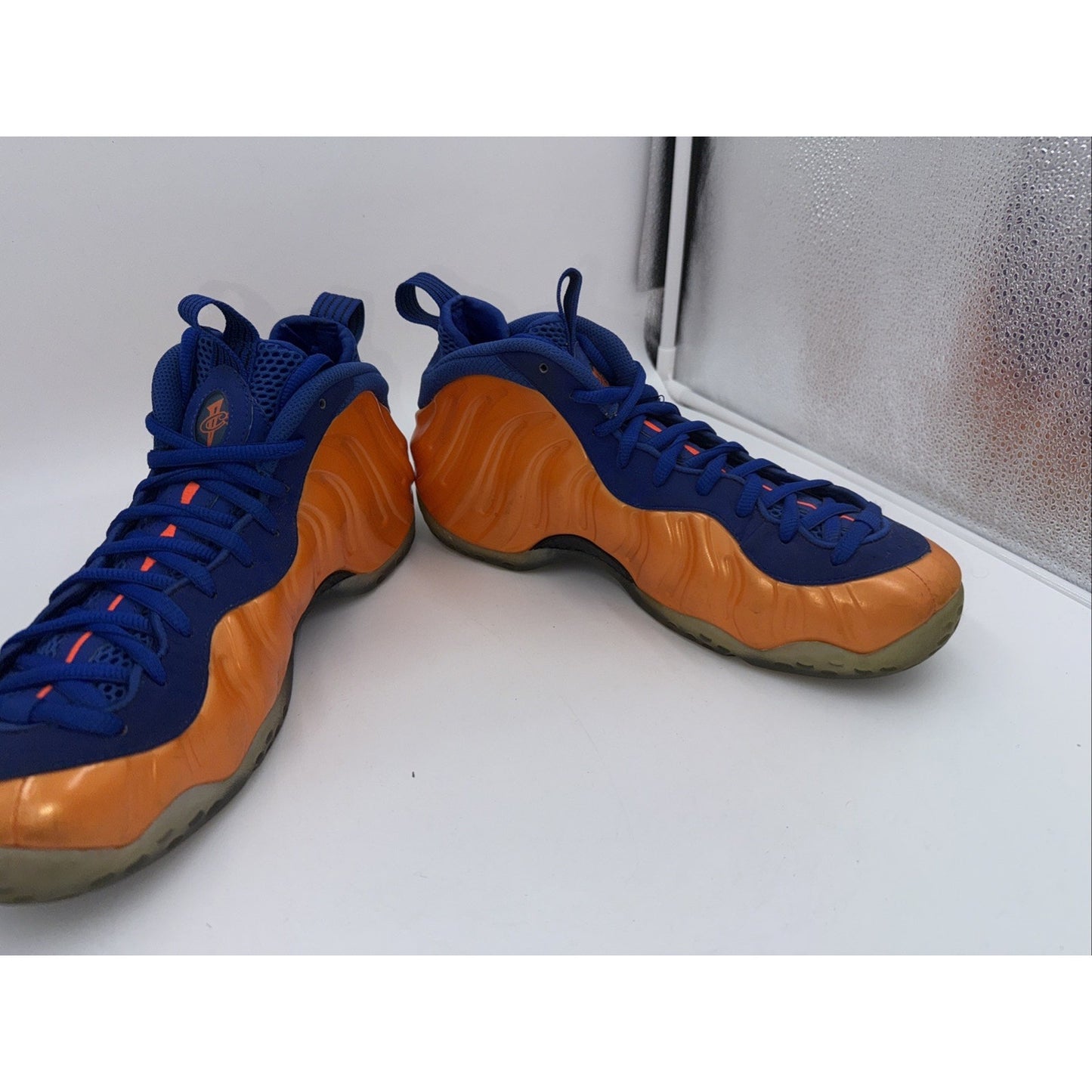 Size 10.5 - Nike Air Foamposite One Knicks