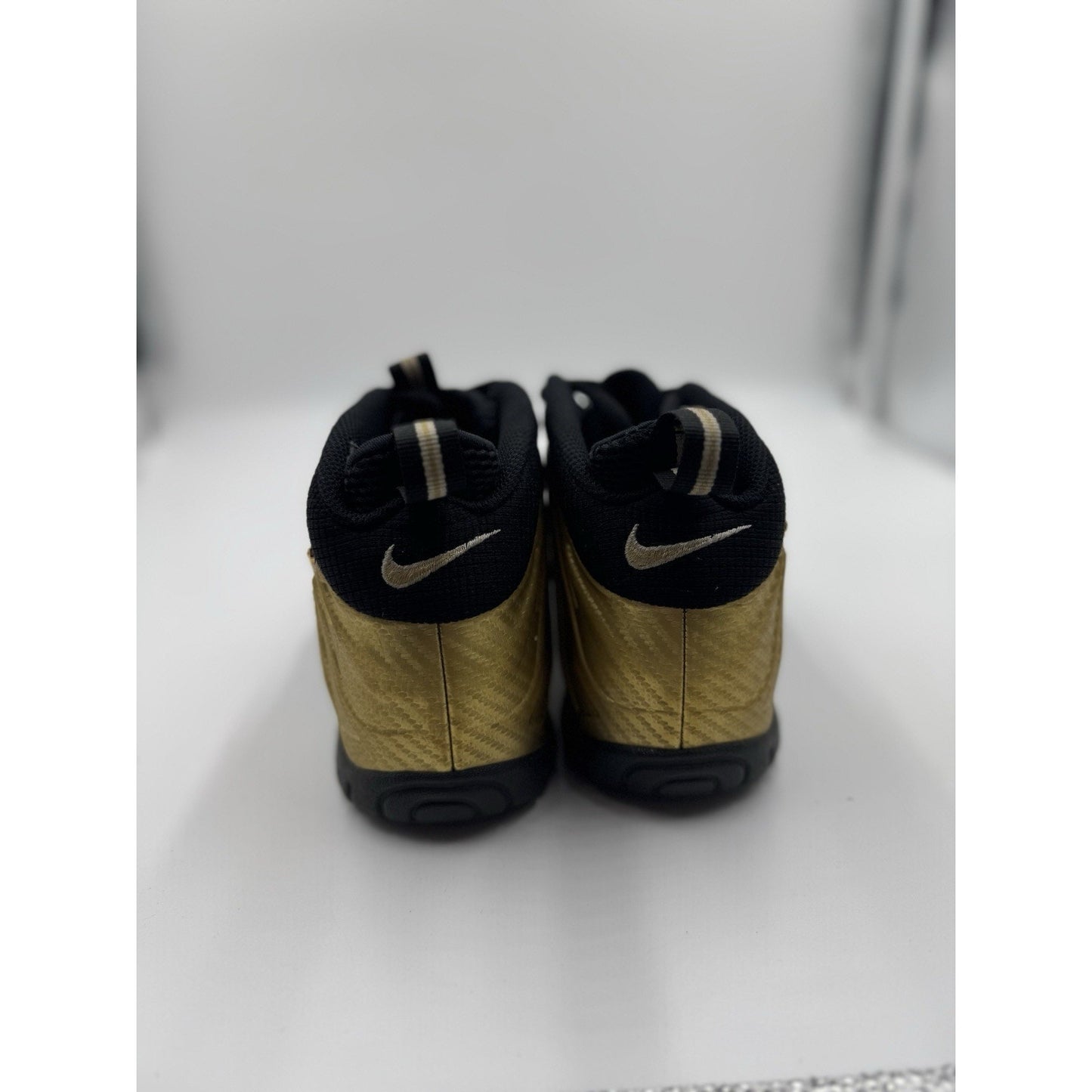 Size 5.5 (GS) - Nike Little Posite Pro Mid Metallic Gold Very Rare
