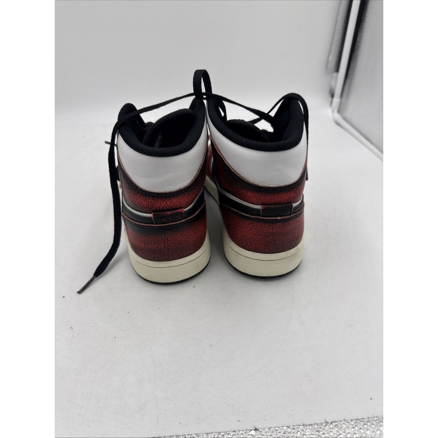 Size 9 - Air Jordan 1 SE Mid Wear-Away