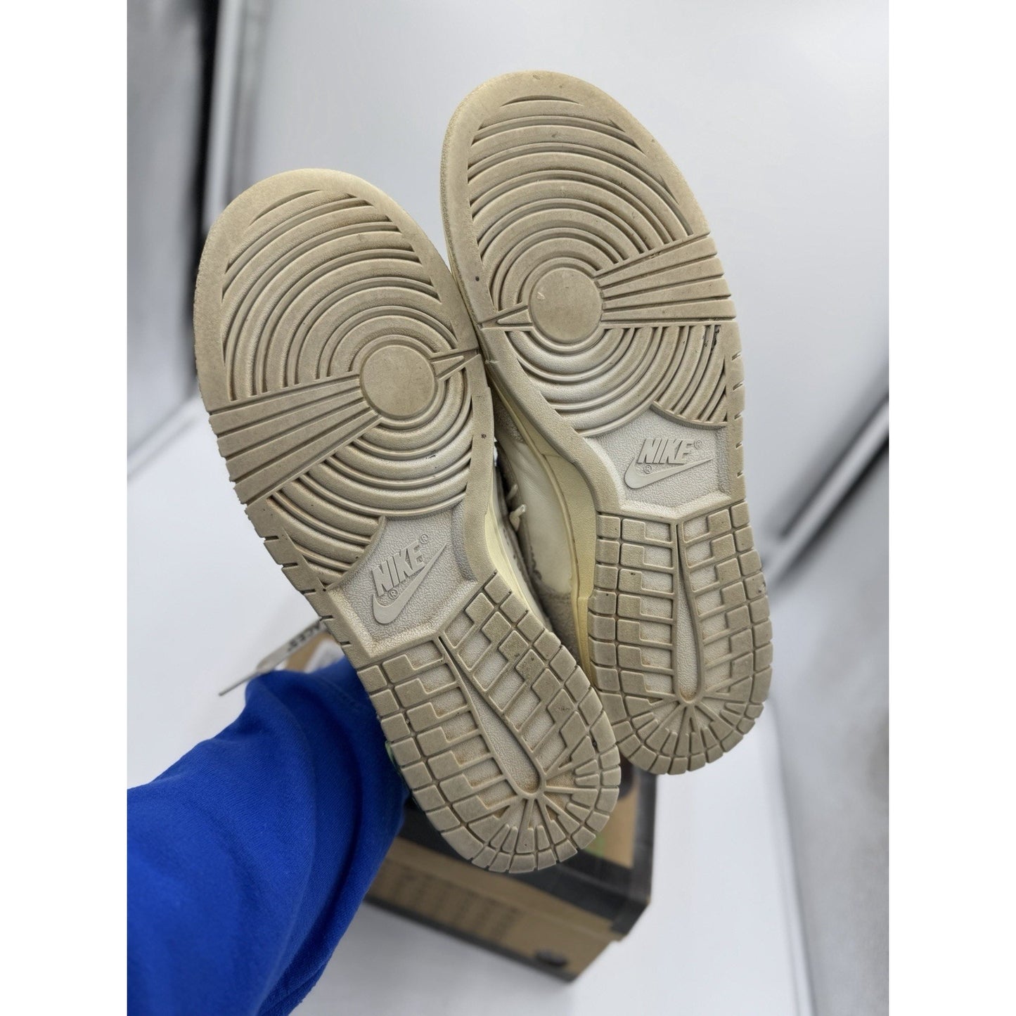 Size 11 - Nike Off-White x Dunk Low Lot 15 of 50