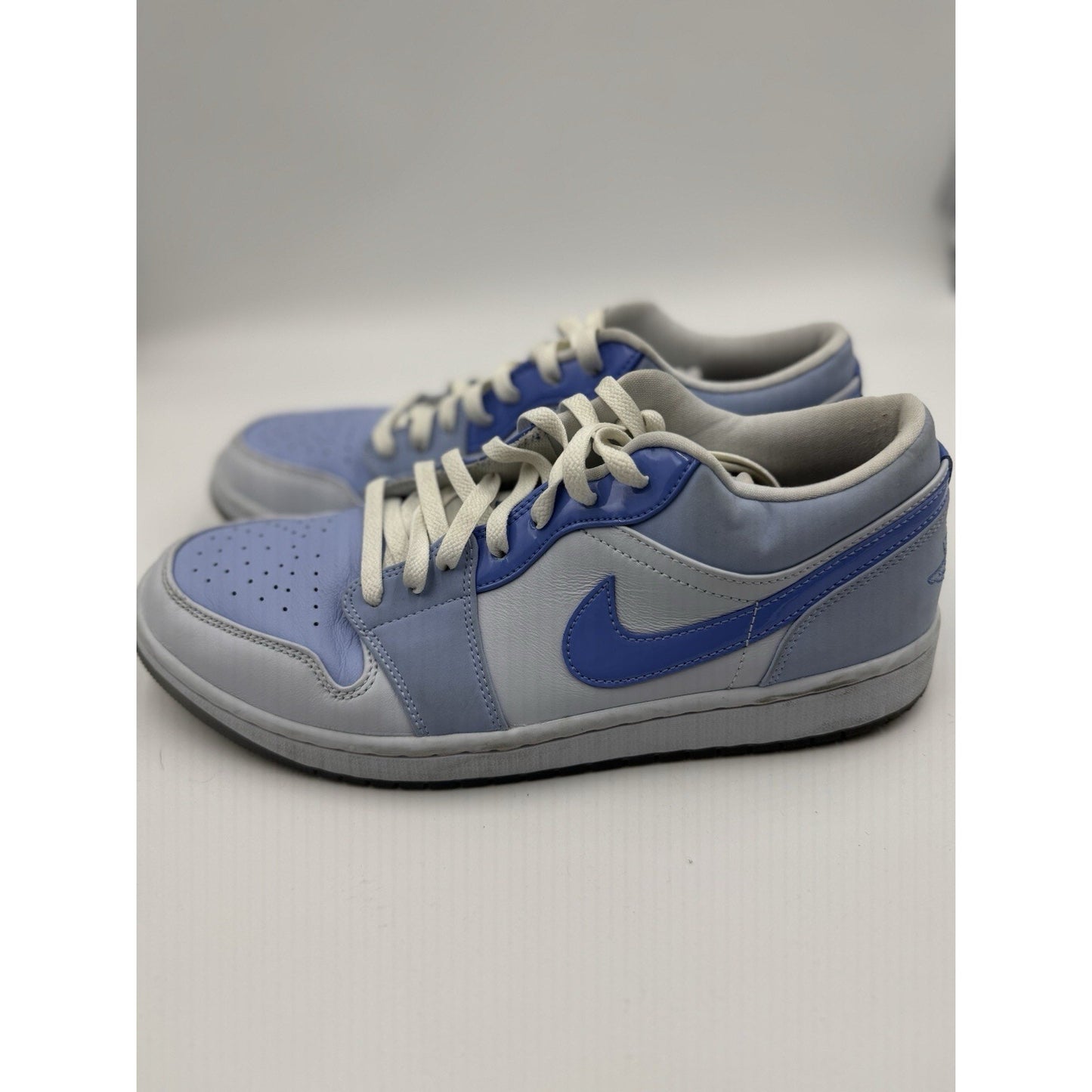 Size 11 - Air Jordan 1 SE Low Mighty Swooshers NBS309