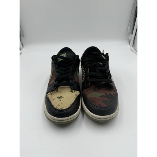 Size 8 - Nike Dunk SE Low Black Multi-Camo