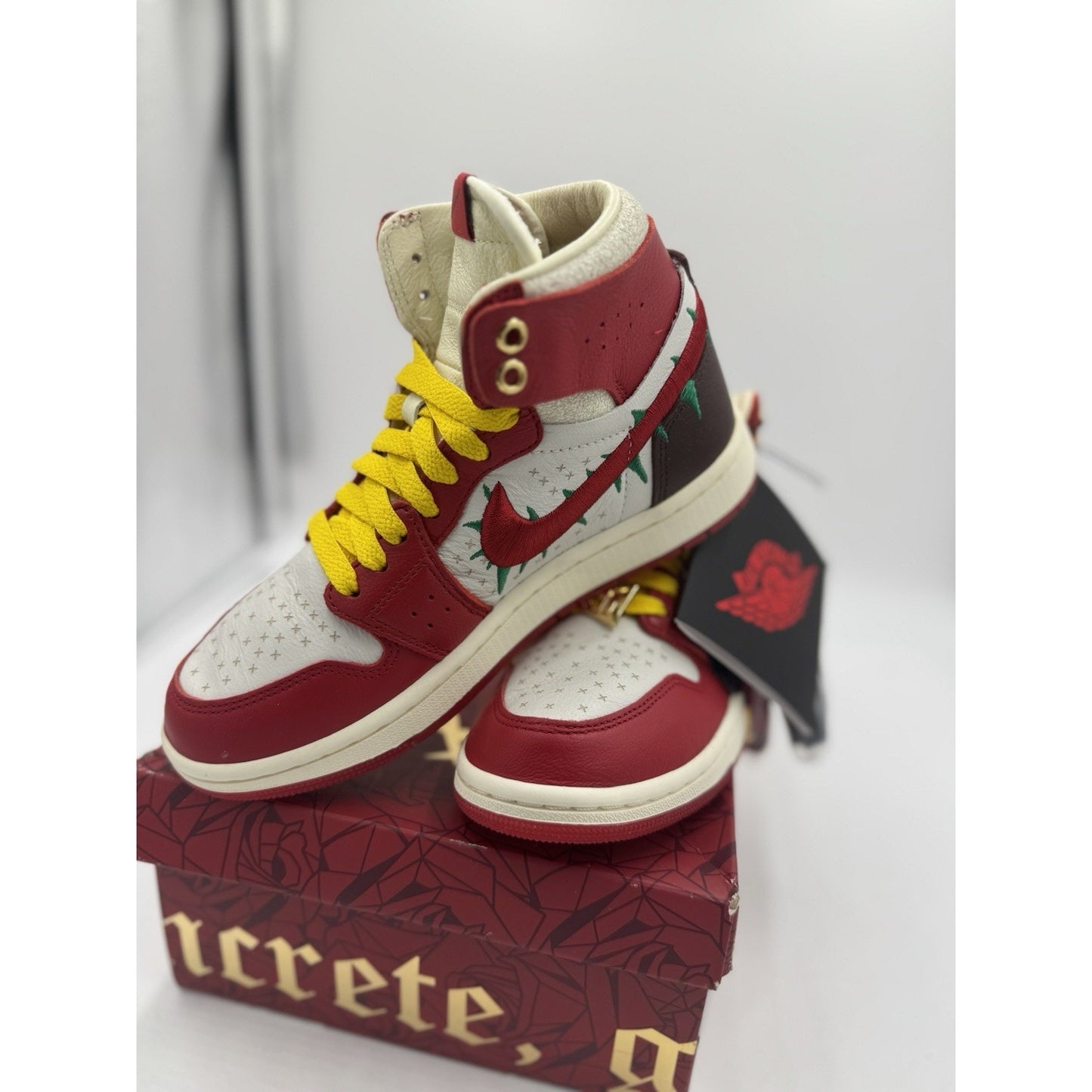 Size 5 - Teyana Taylor x Air Jordan 1 Zoom Comfort 2 High A Rose From Harlem W