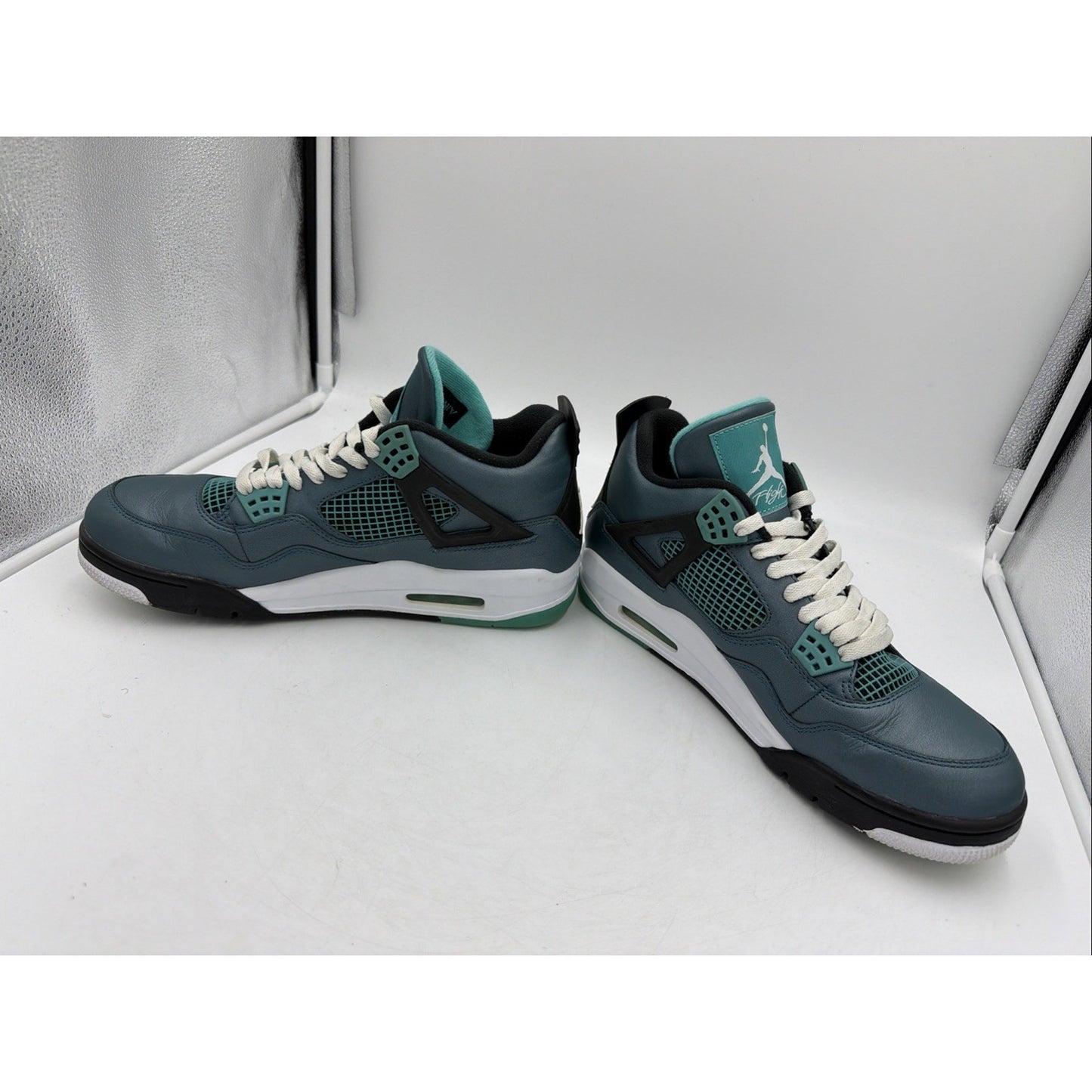 Size 10.5 - Air Jordan 4 Retro Teal