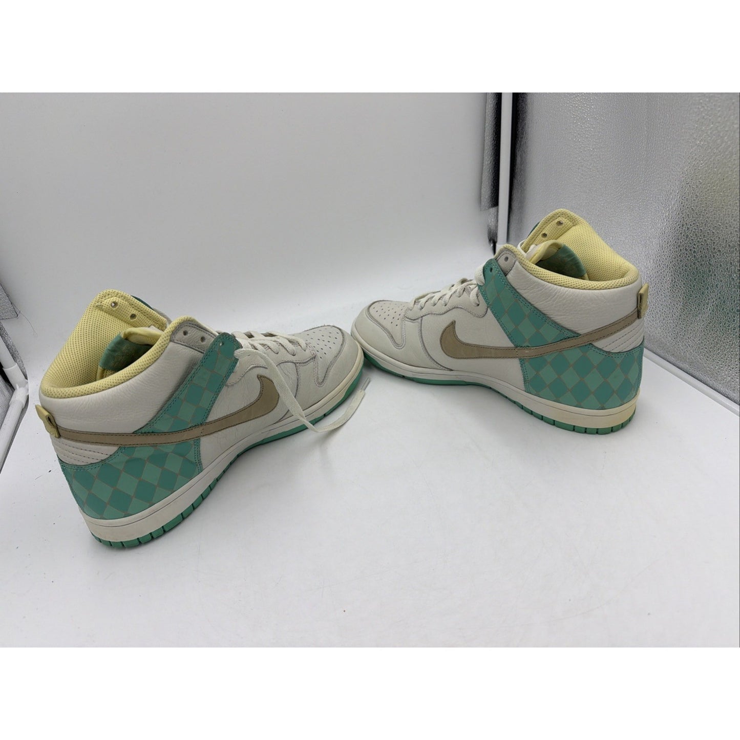 Size 10.5 - Nike Dunk Premium High White 2007